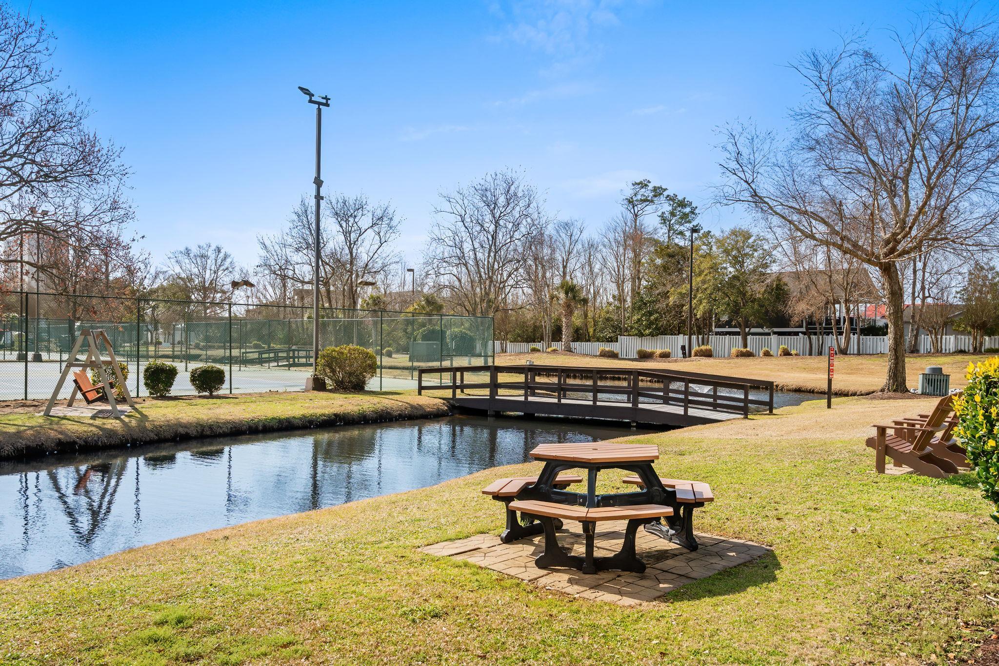 5905 S Kings Hwy. Unit: 4301D