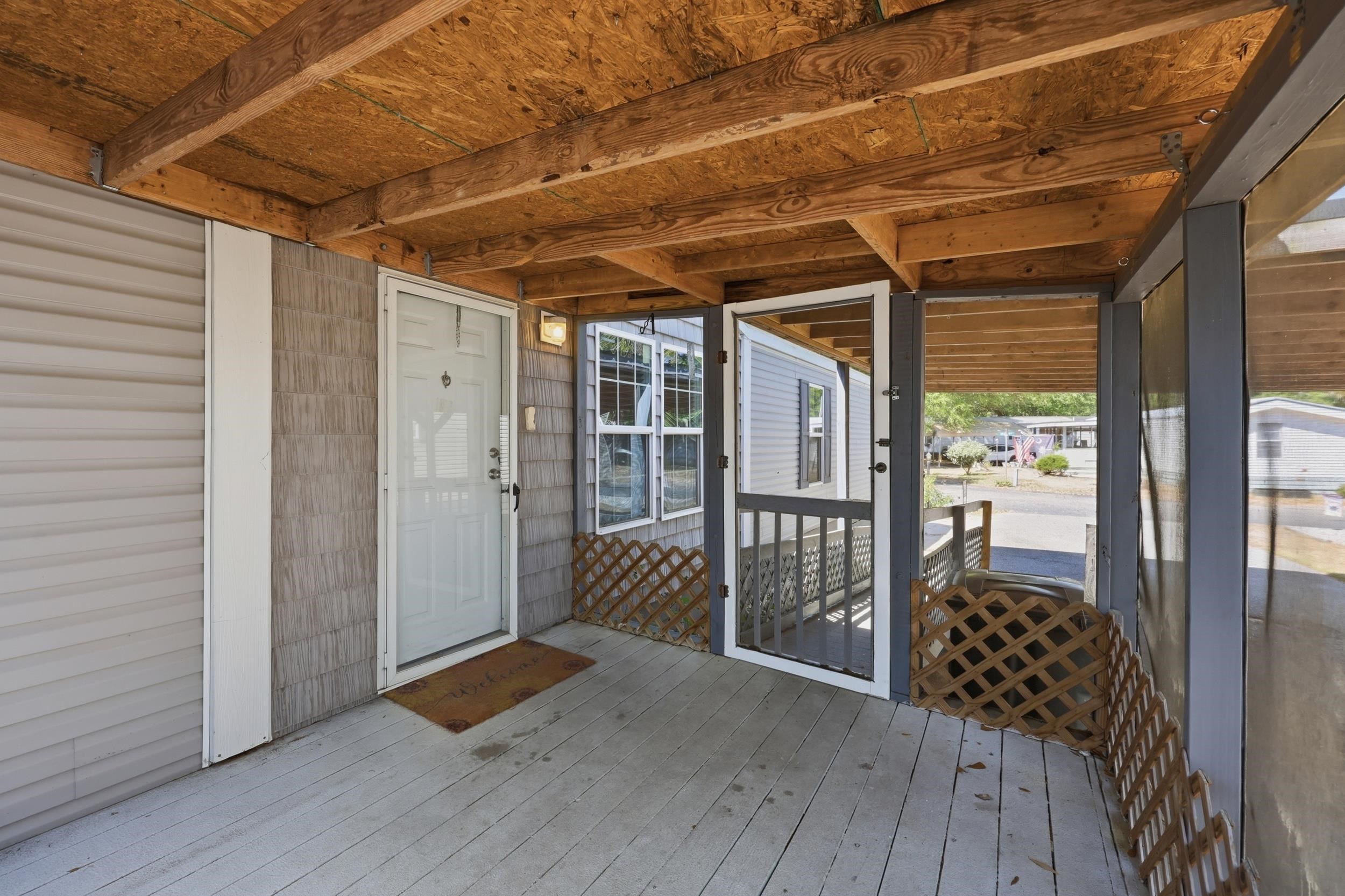 87 Beacon Ct.