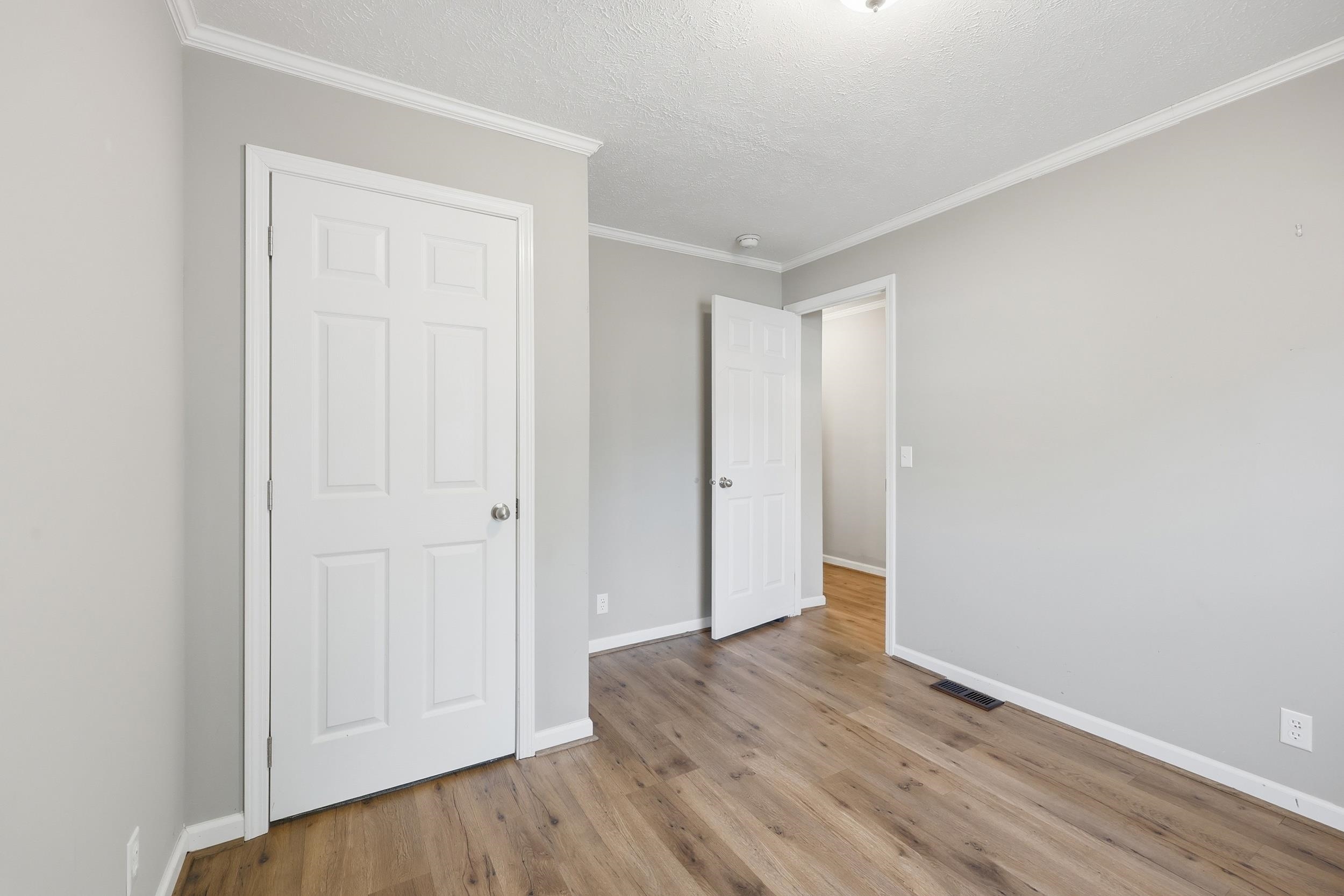 87 Beacon Ct.