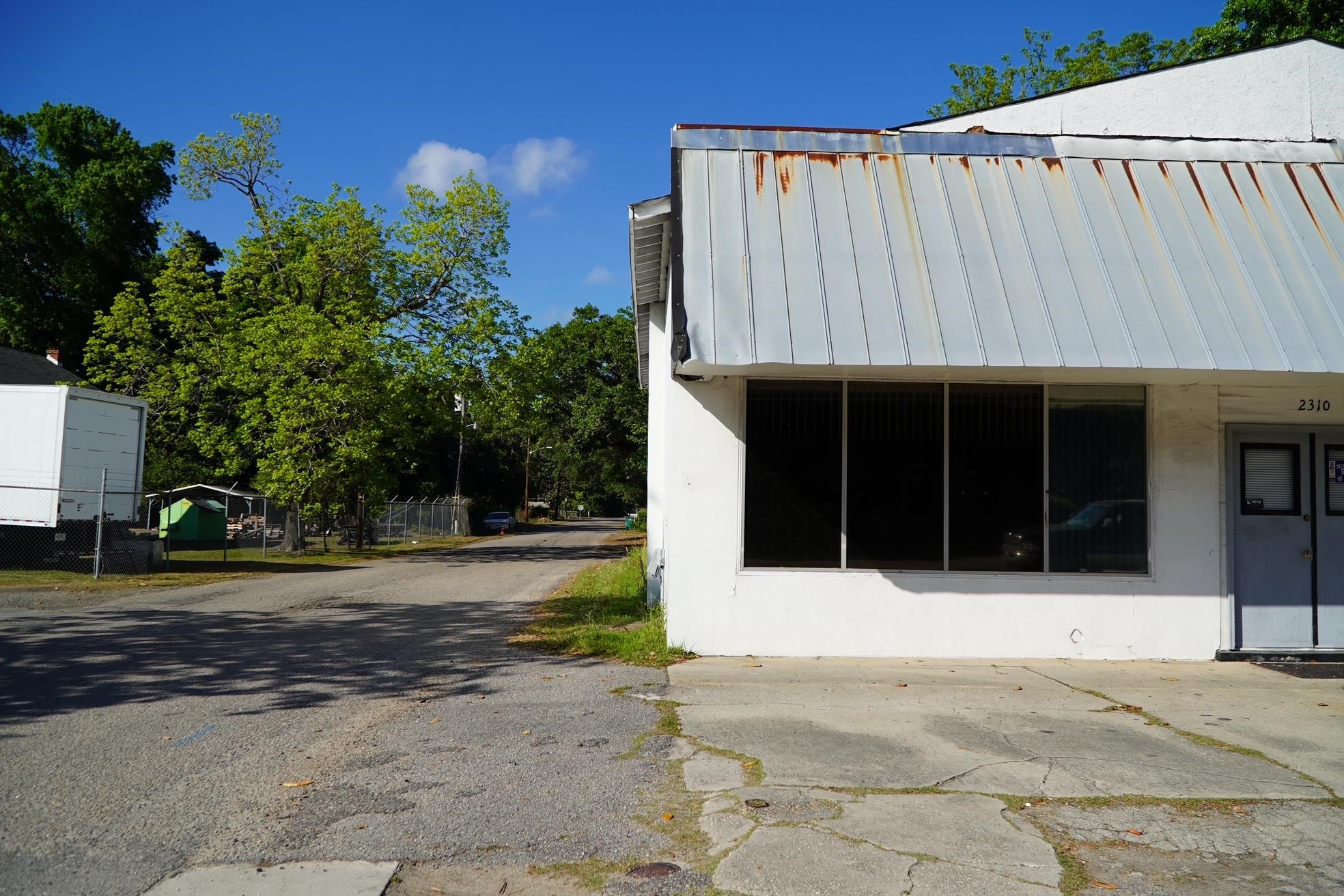 2304 Highmarket St.