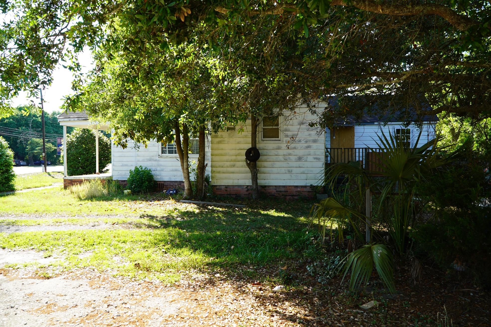 2304 Highmarket St.