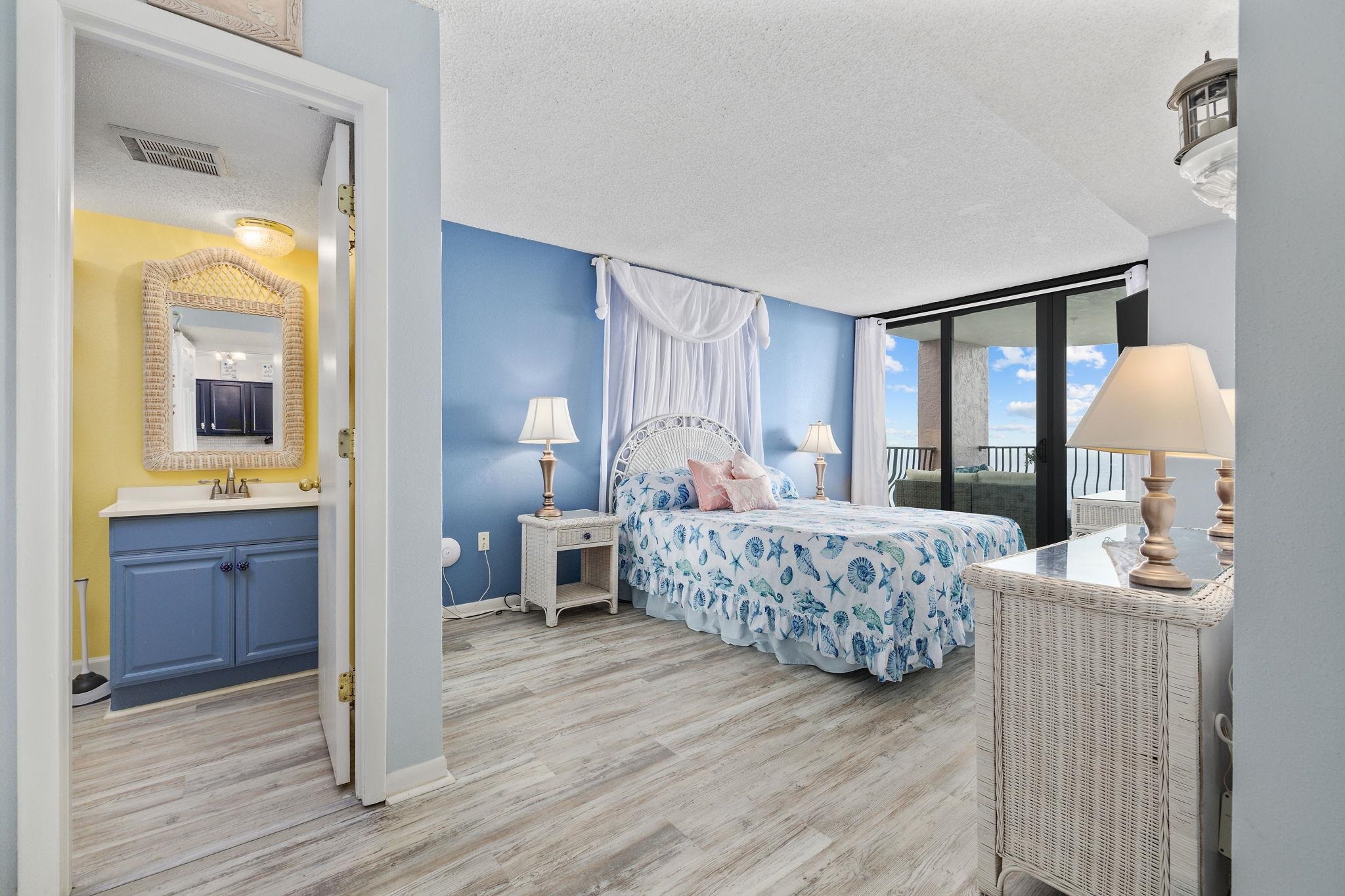 2500 N Ocean Blvd. Unit: 1501
