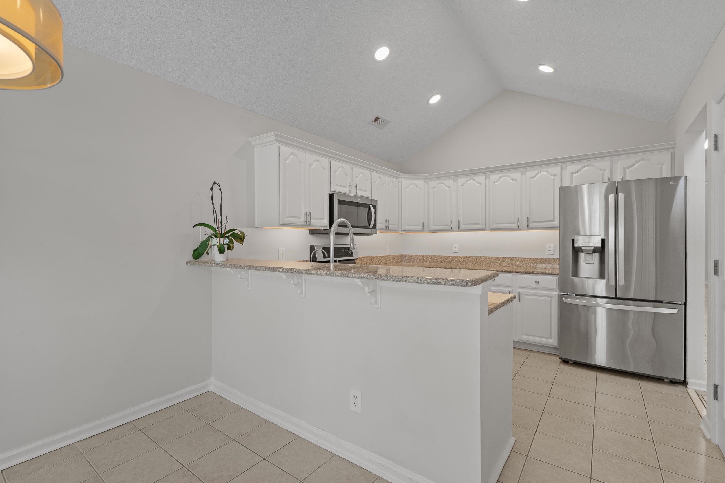 2119 Wentworth Dr.