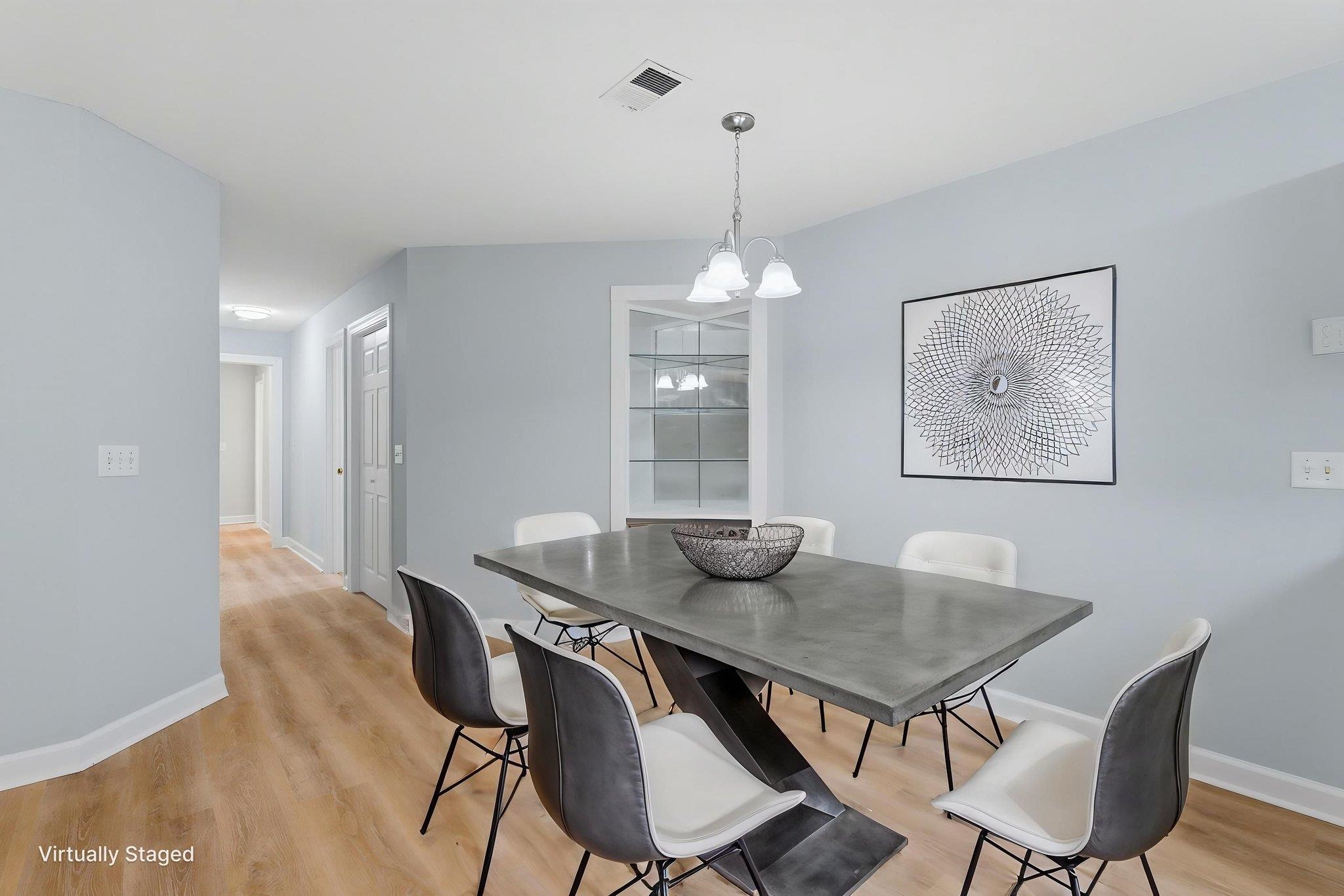 4390 Daphne Ln. Unit: D