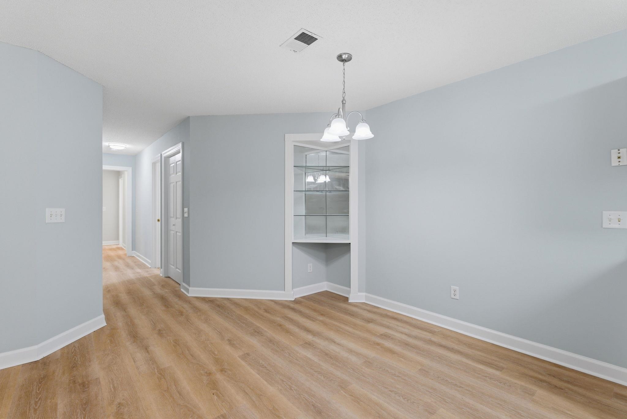 4390 Daphne Ln. Unit: D