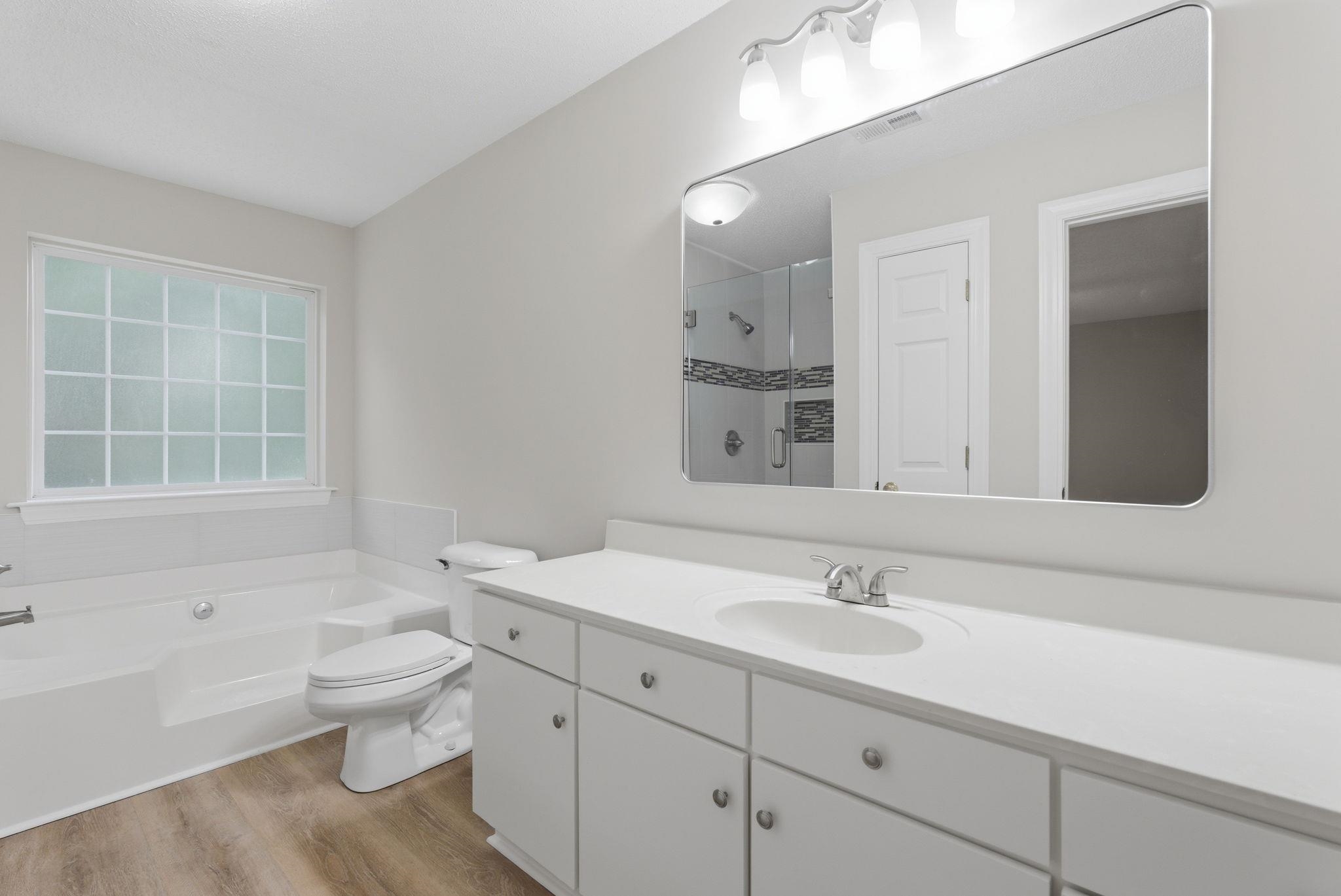 4390 Daphne Ln. Unit: D