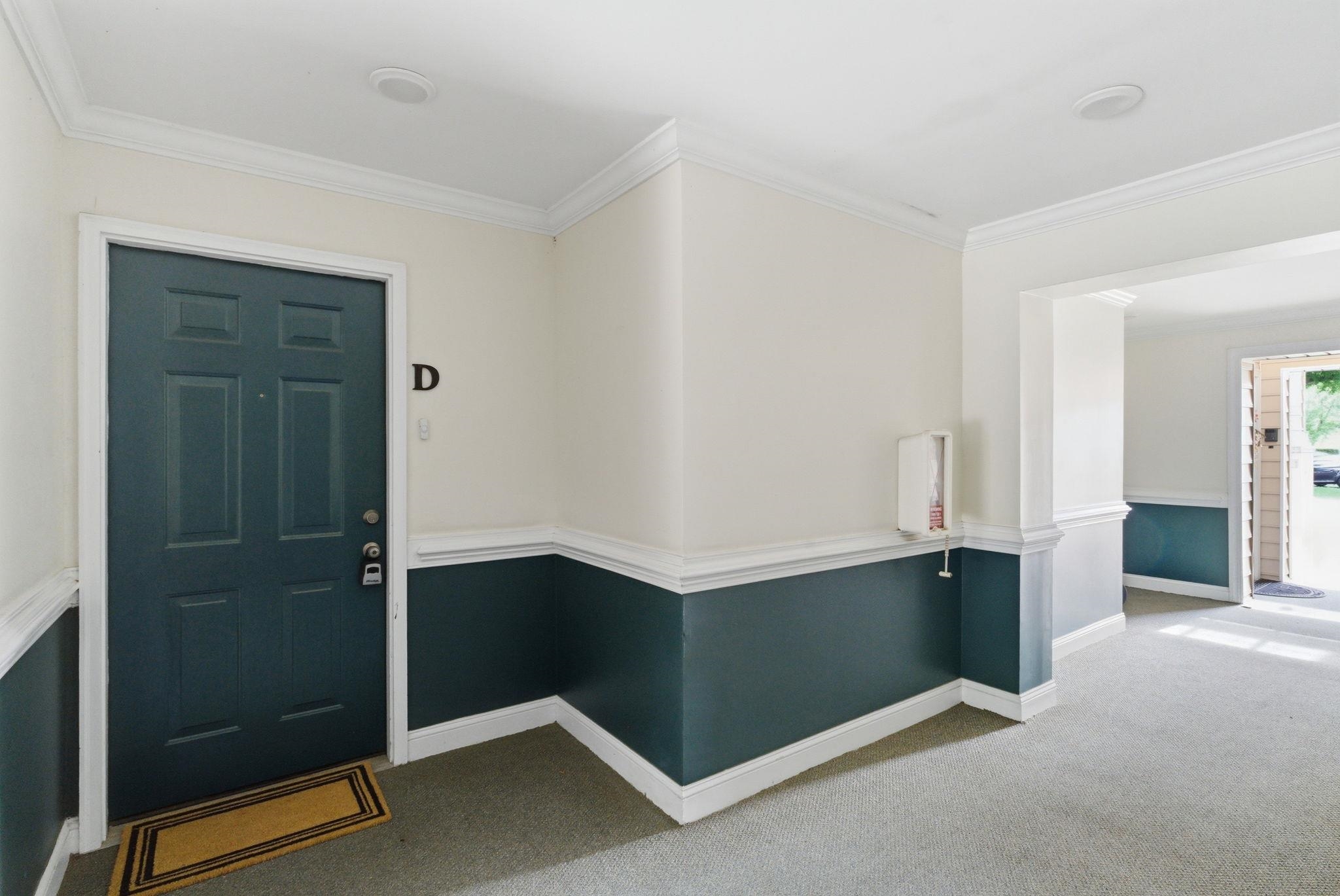 4390 Daphne Ln. Unit: D