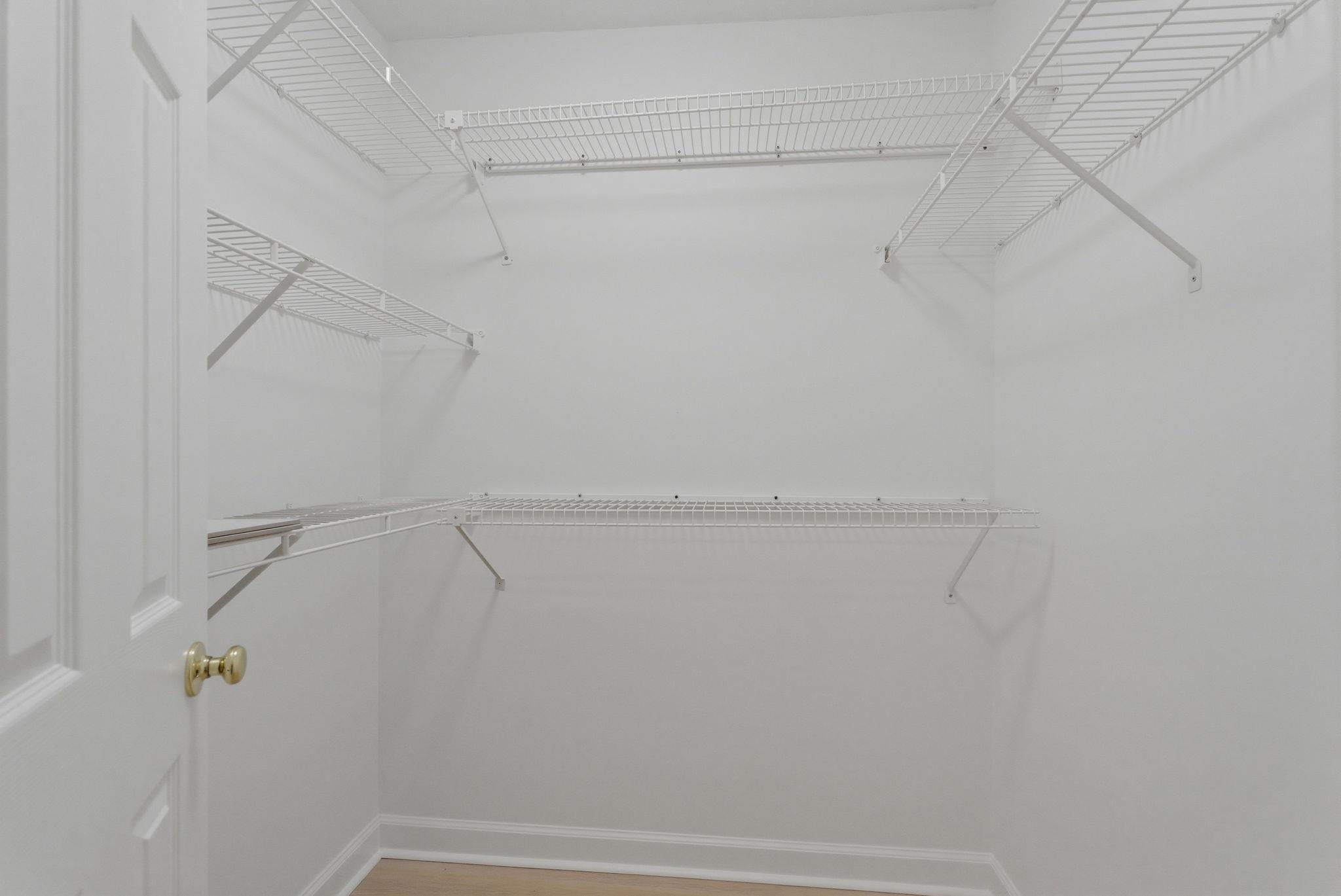 4390 Daphne Ln. Unit: D