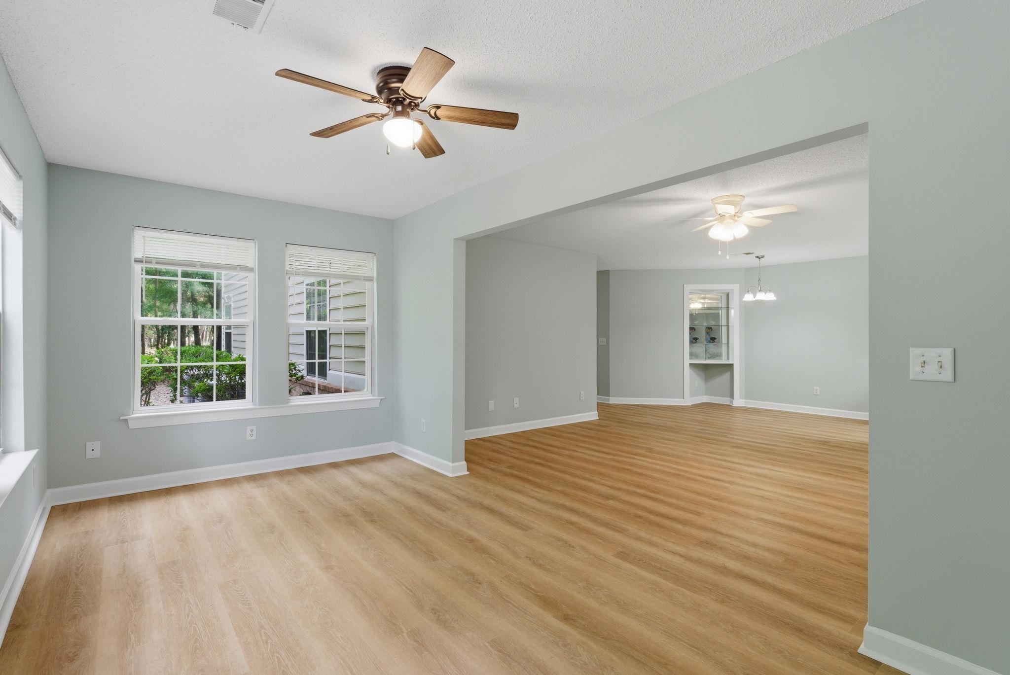 4390 Daphne Ln. Unit: D