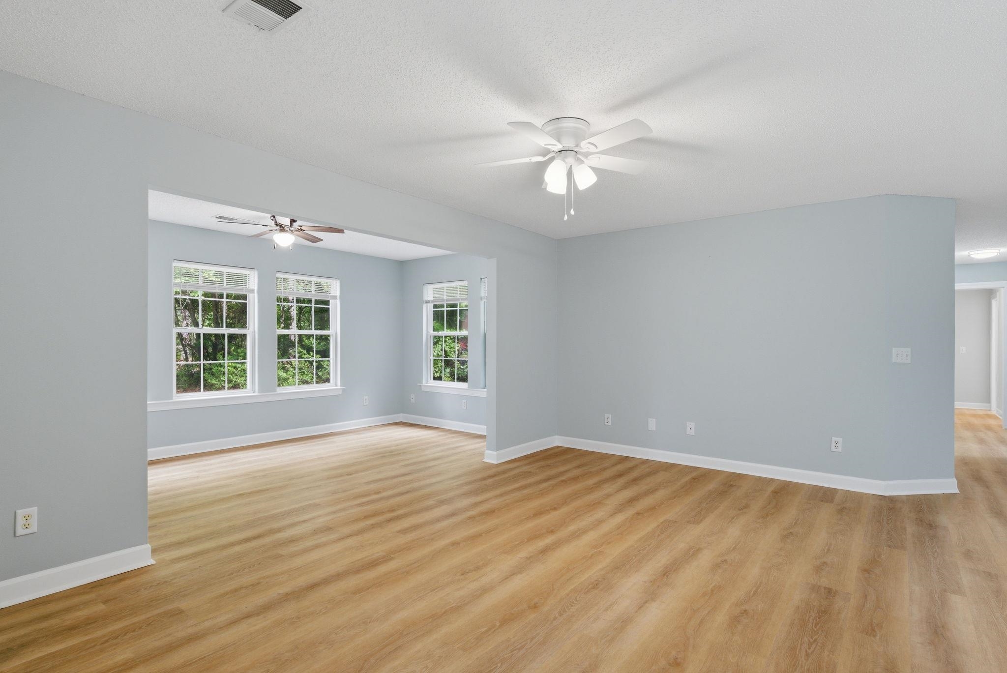 4390 Daphne Ln. Unit: D