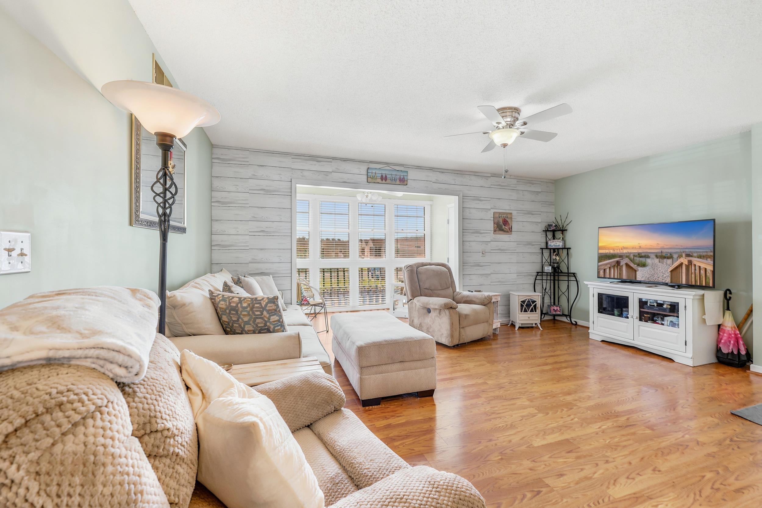 2257 Huntingdon Dr. Unit: G