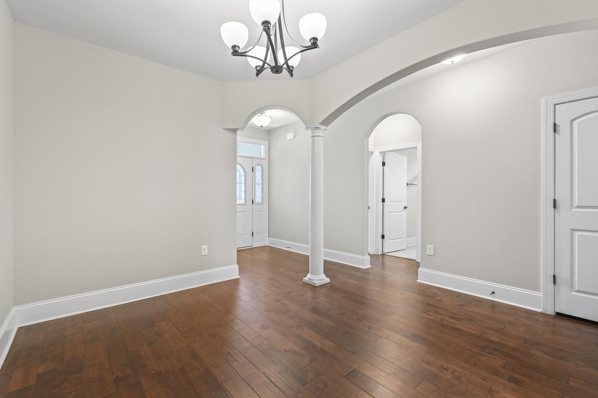813 Covelo Ln.