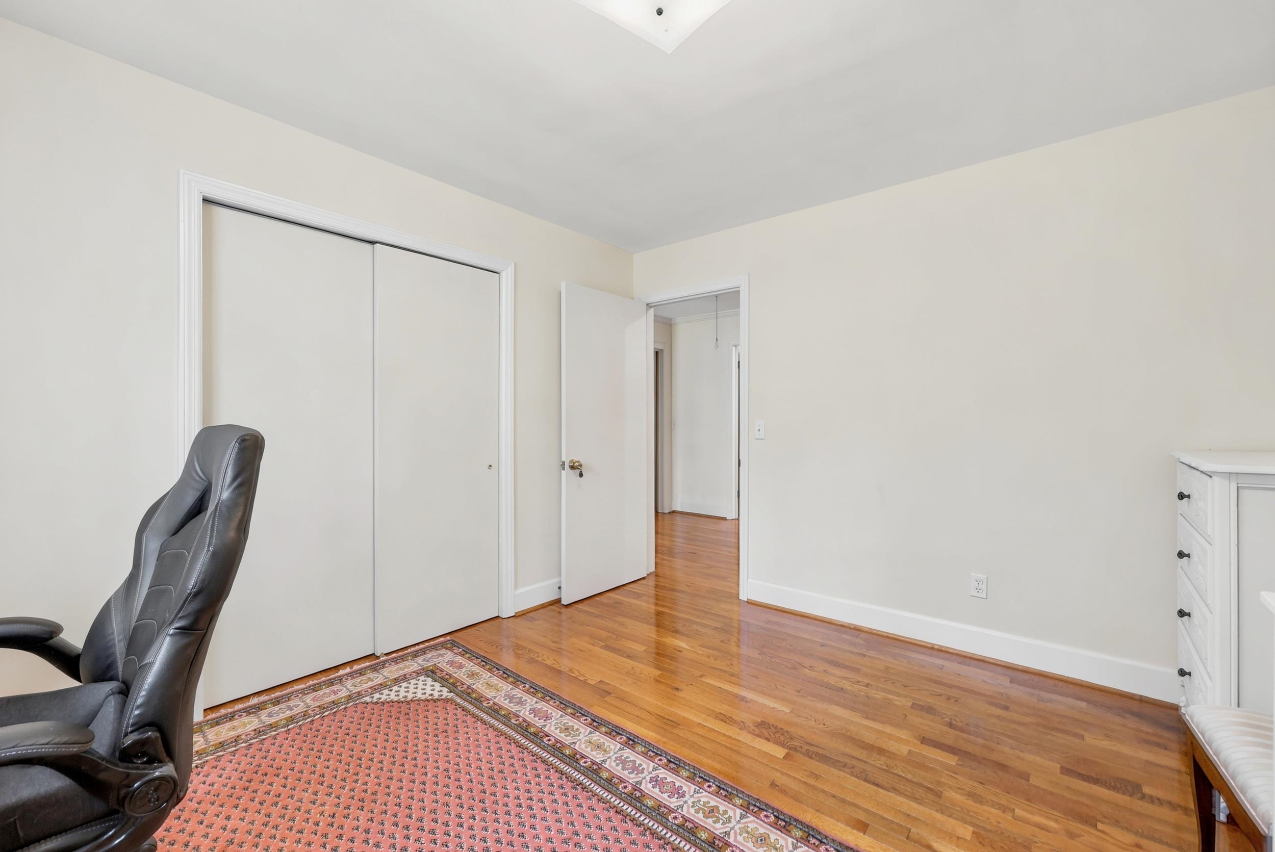 205 W Raft St.