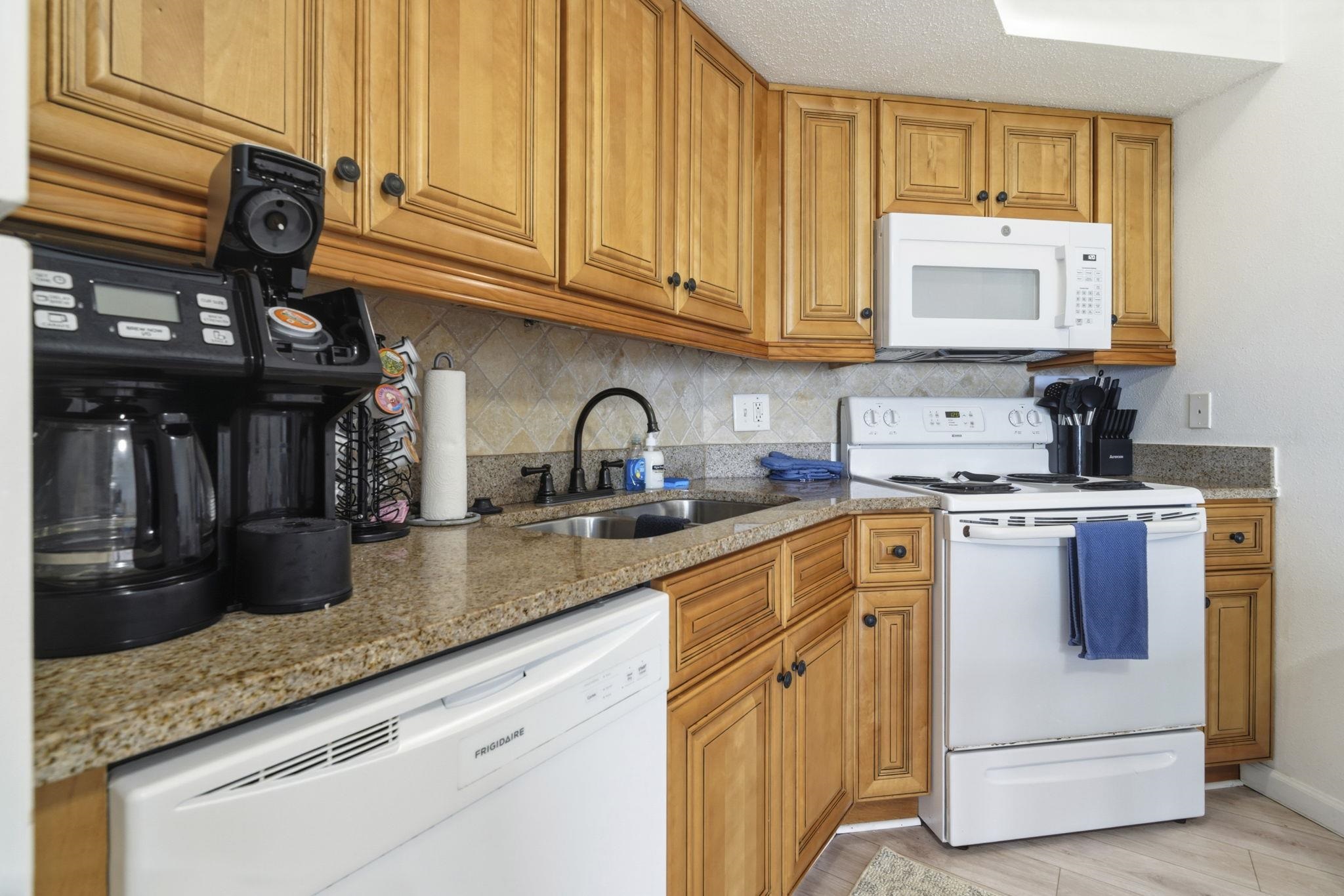 7100 Ocean Blvd. N Unit: 924