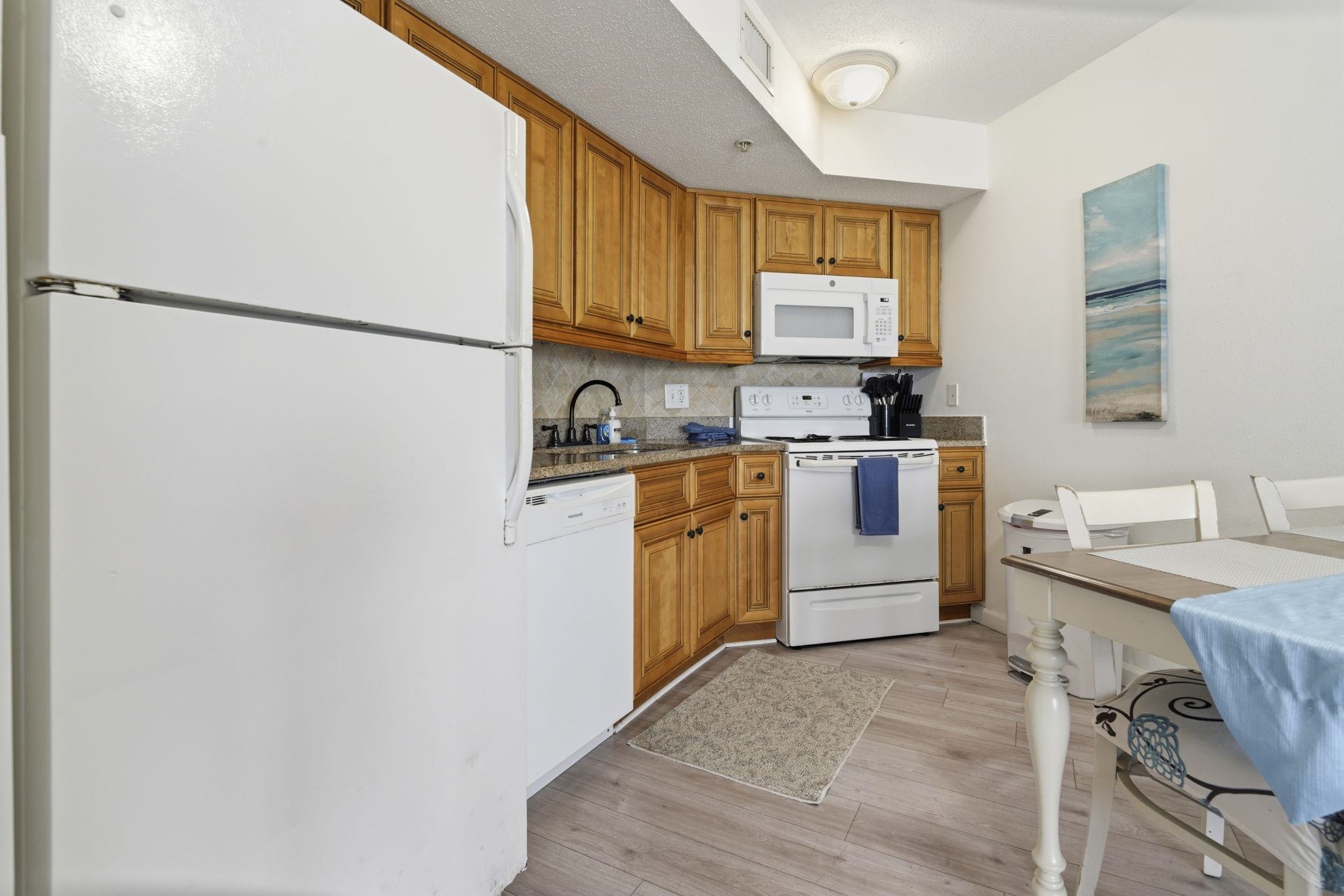 7100 Ocean Blvd. N Unit: 924