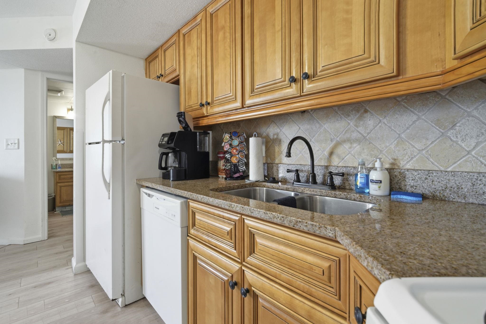 7100 Ocean Blvd. N Unit: 924