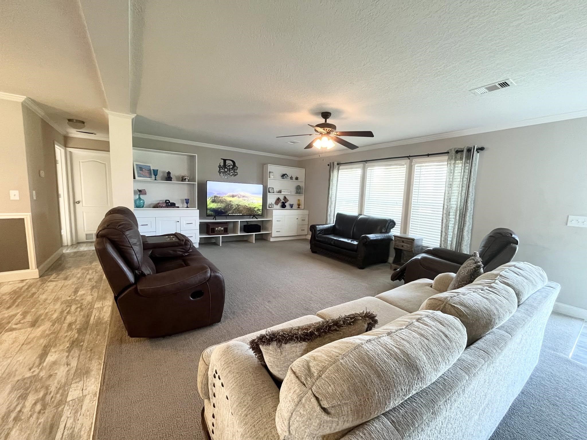 10409 County Line Rd.