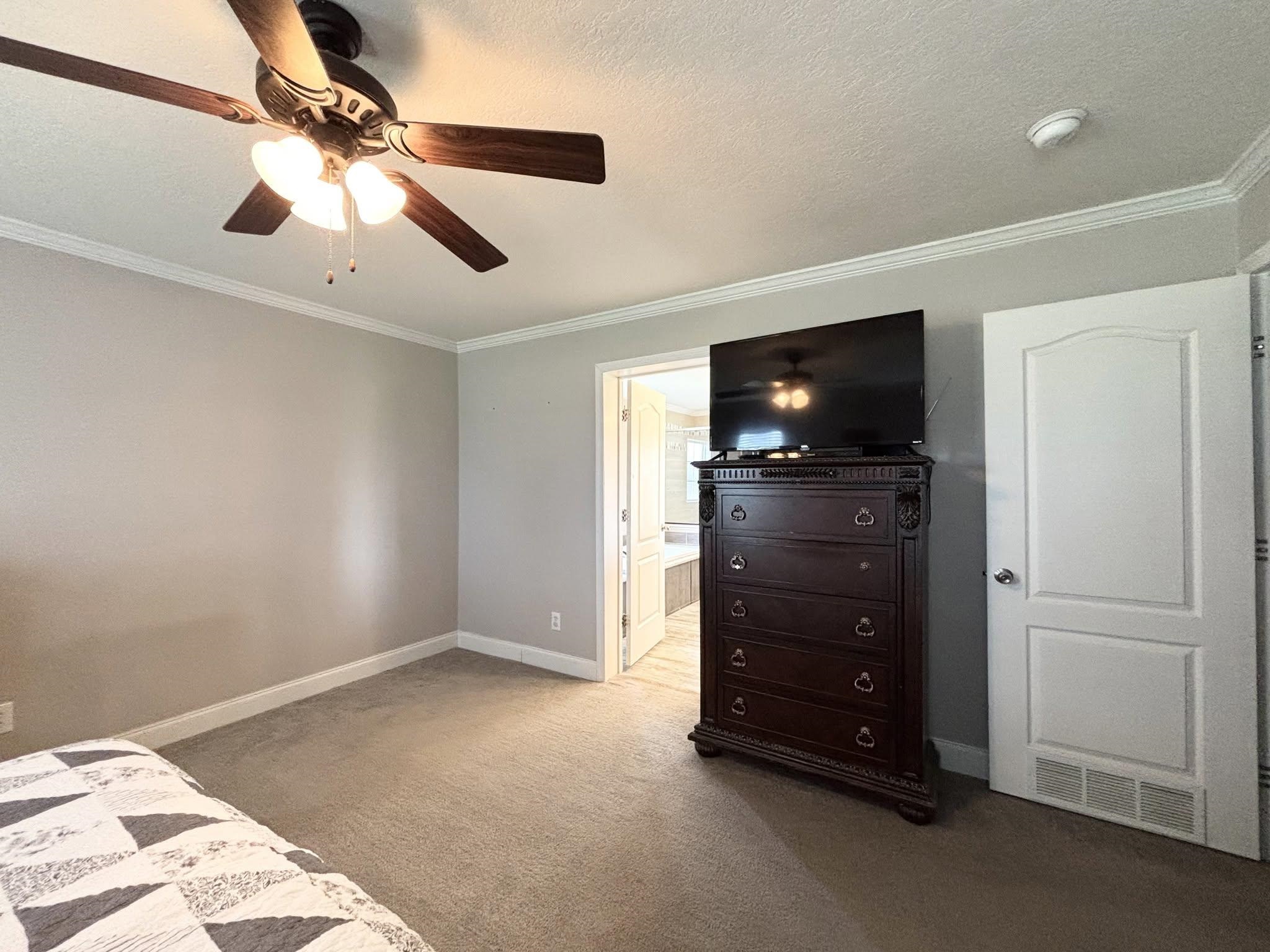 10409 County Line Rd.
