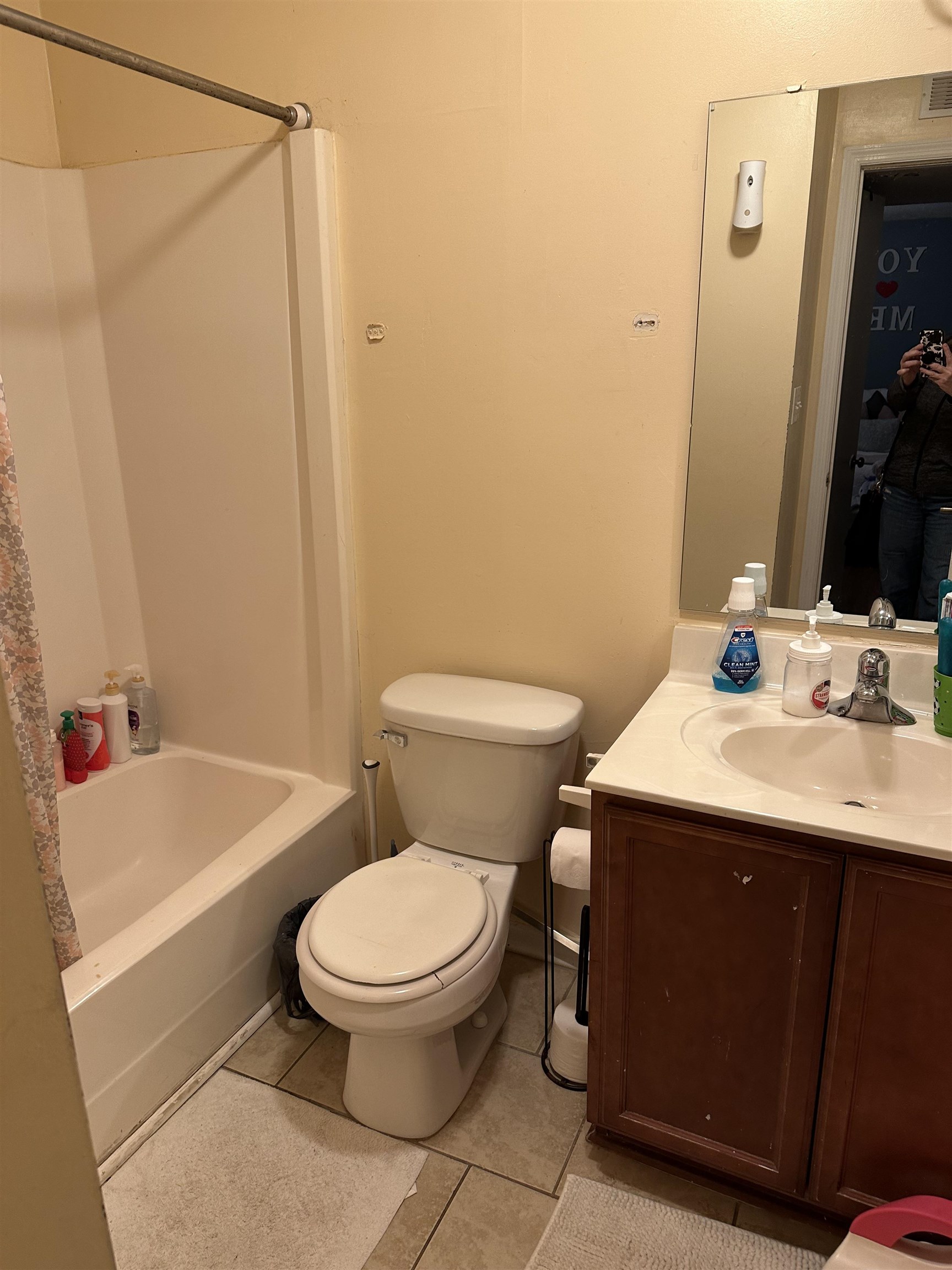 2005 Greens Blvd. Unit: D108
