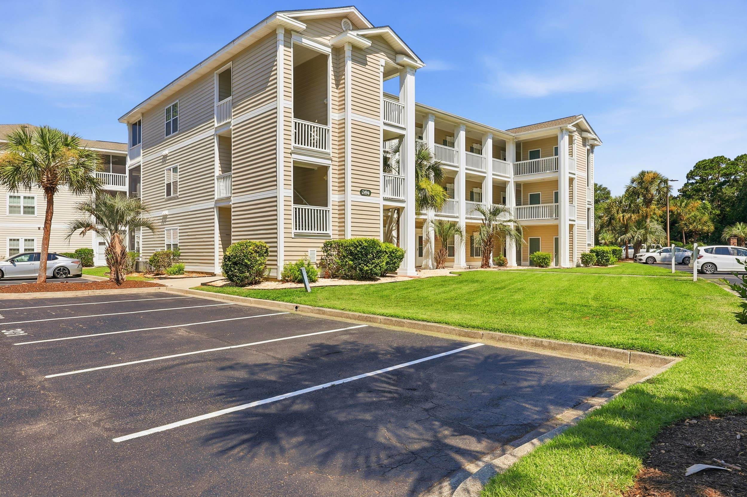 2494 Coastline Ct. Unit: 303