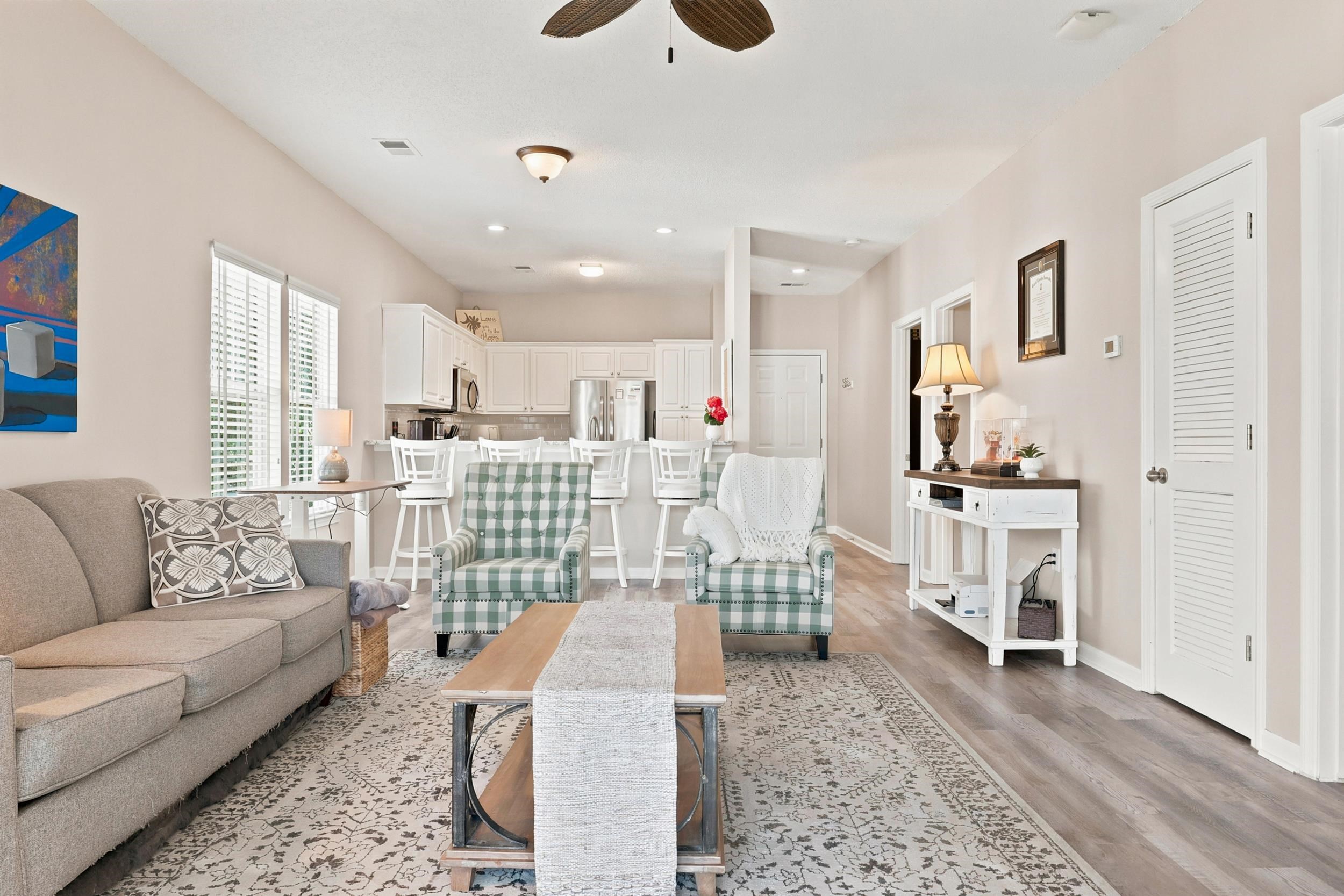 2494 Coastline Ct. Unit: 303