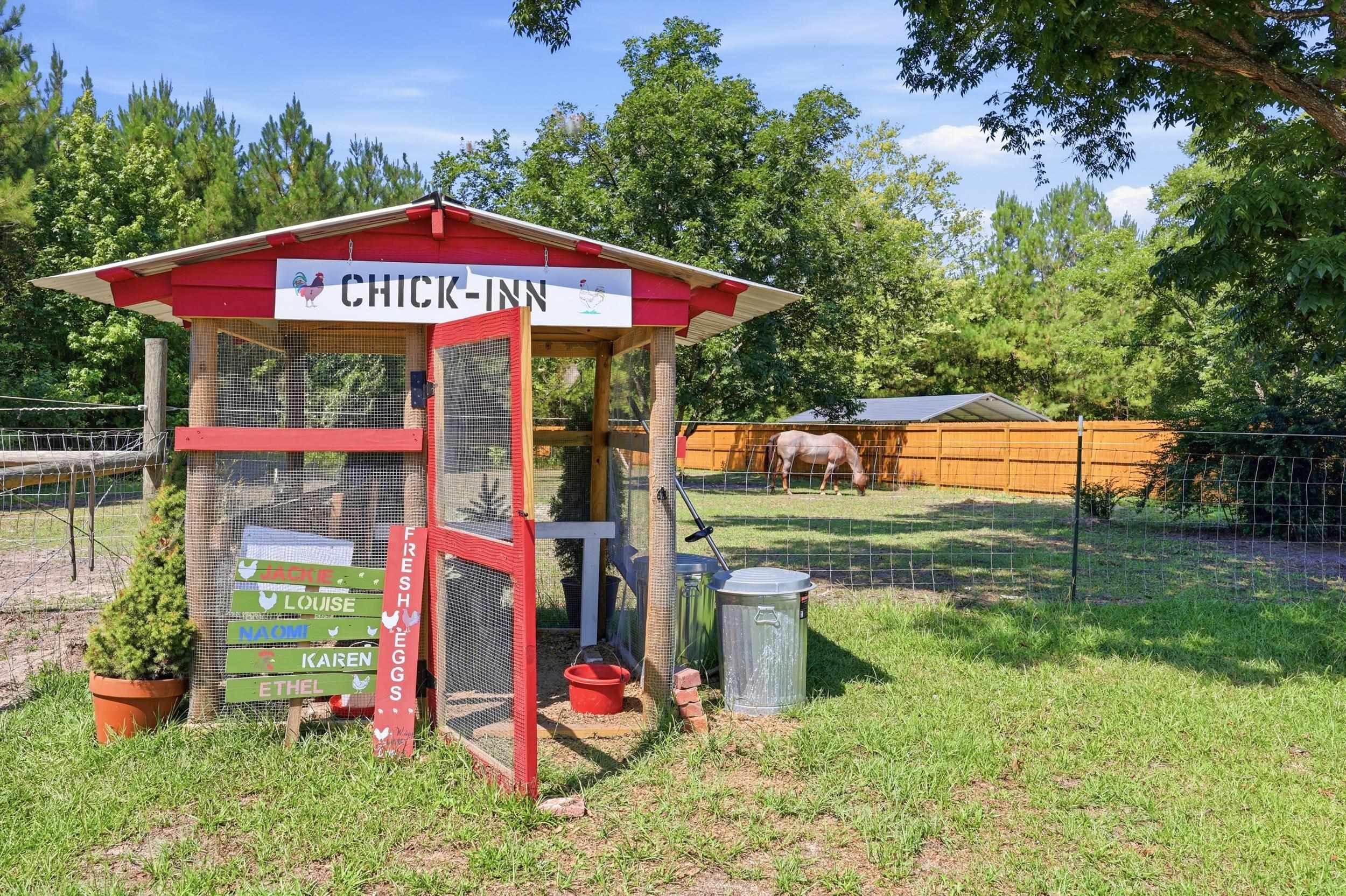 1361 Highway 521