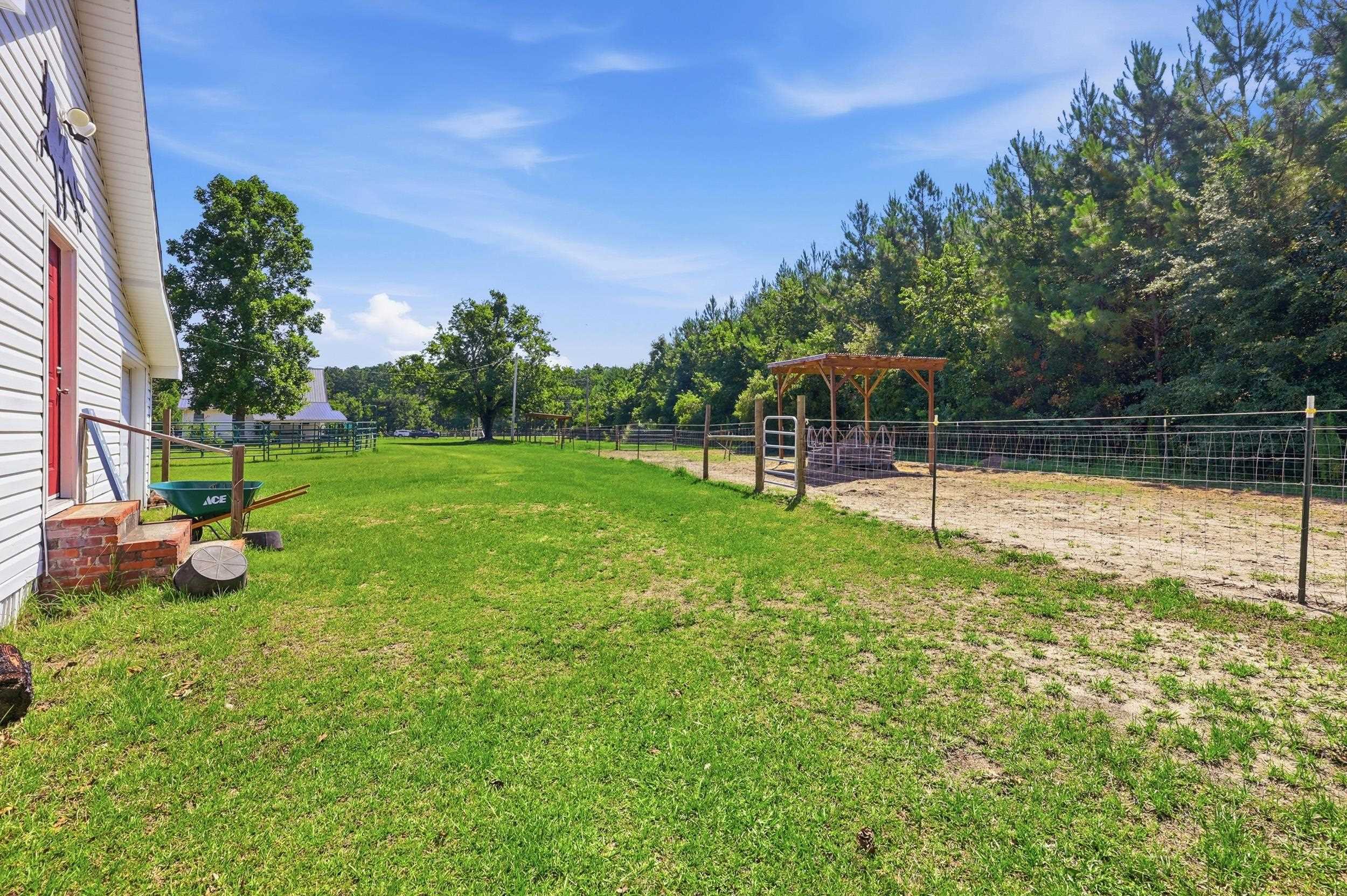 1361 Highway 521
