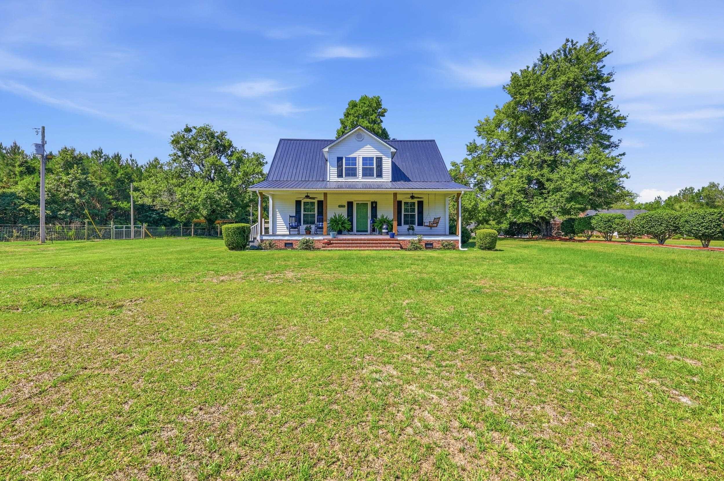 1361 Highway 521