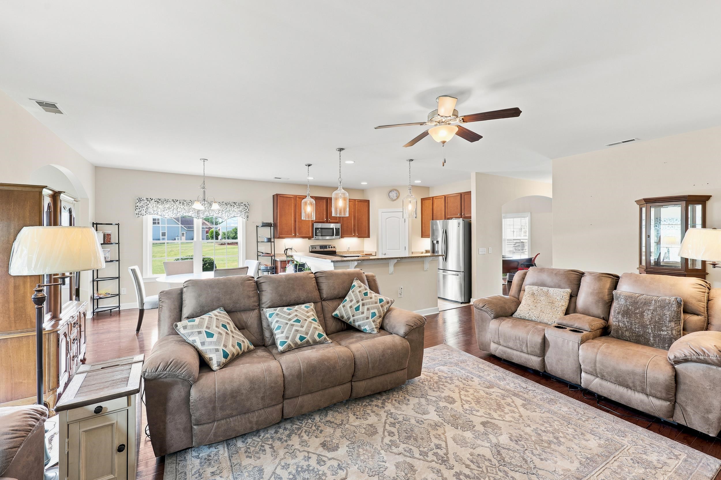 9104 Minim Ct.