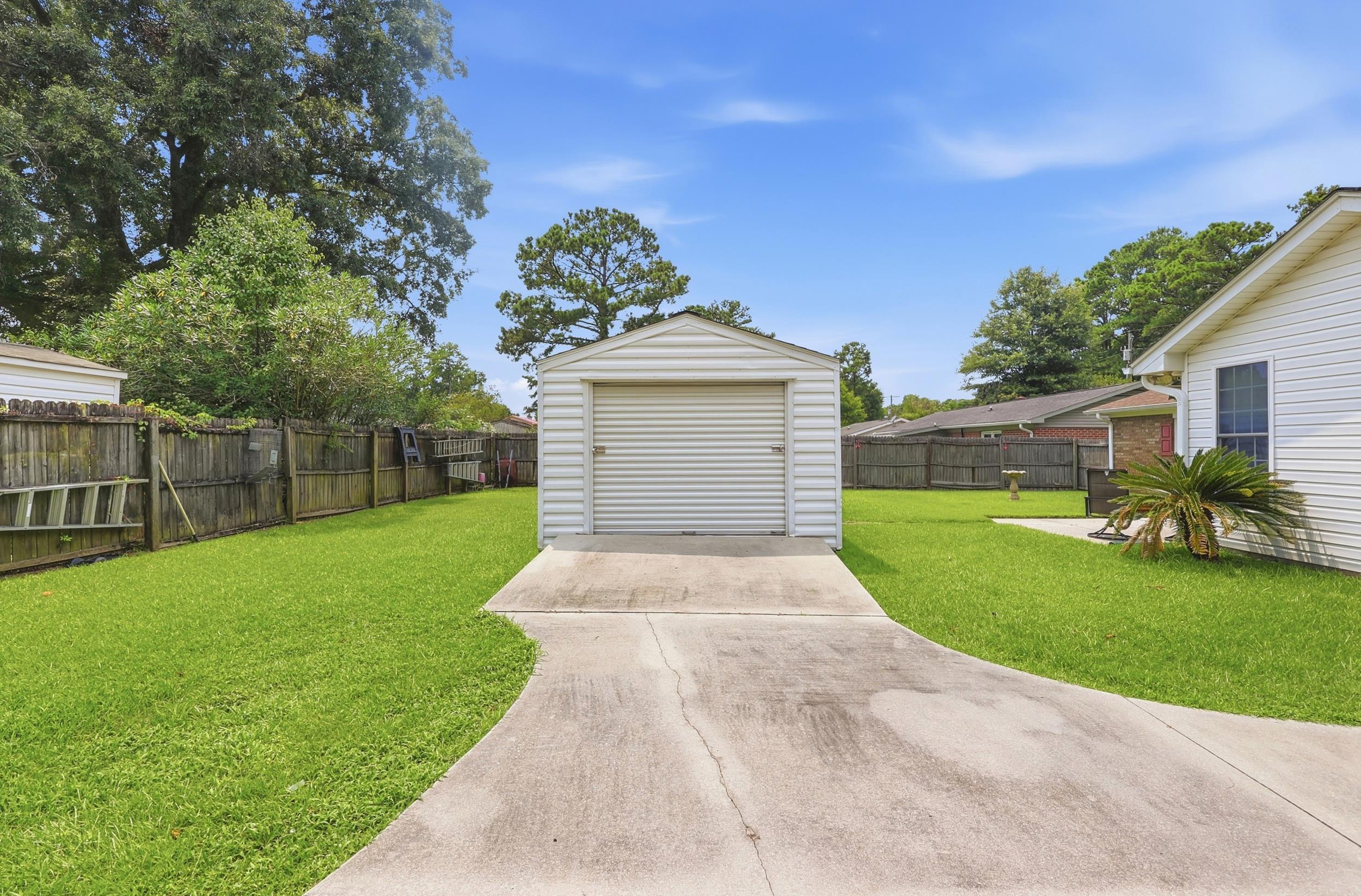 4637 Teakwood Dr.