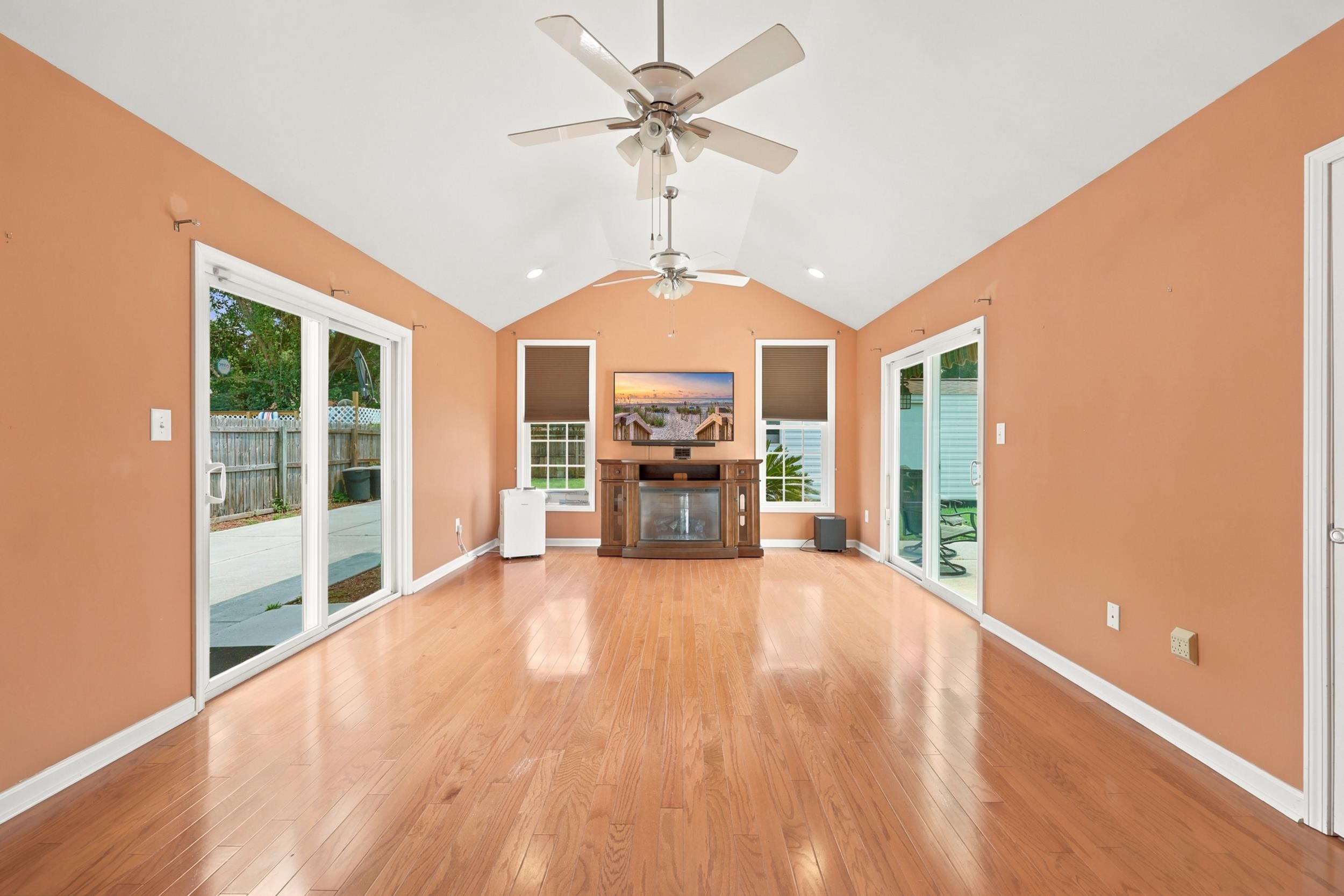 4637 Teakwood Dr.