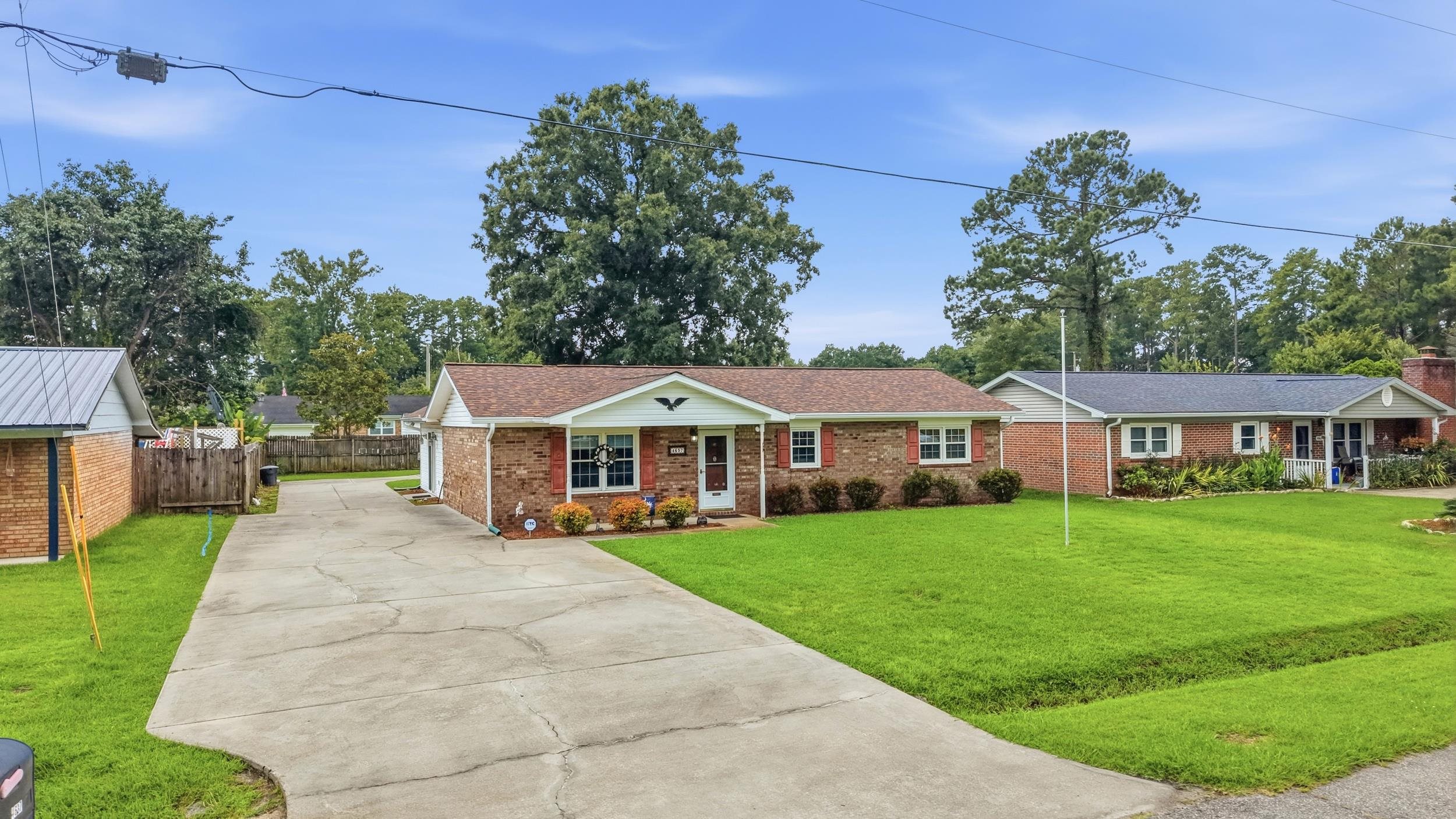 4637 Teakwood Dr.