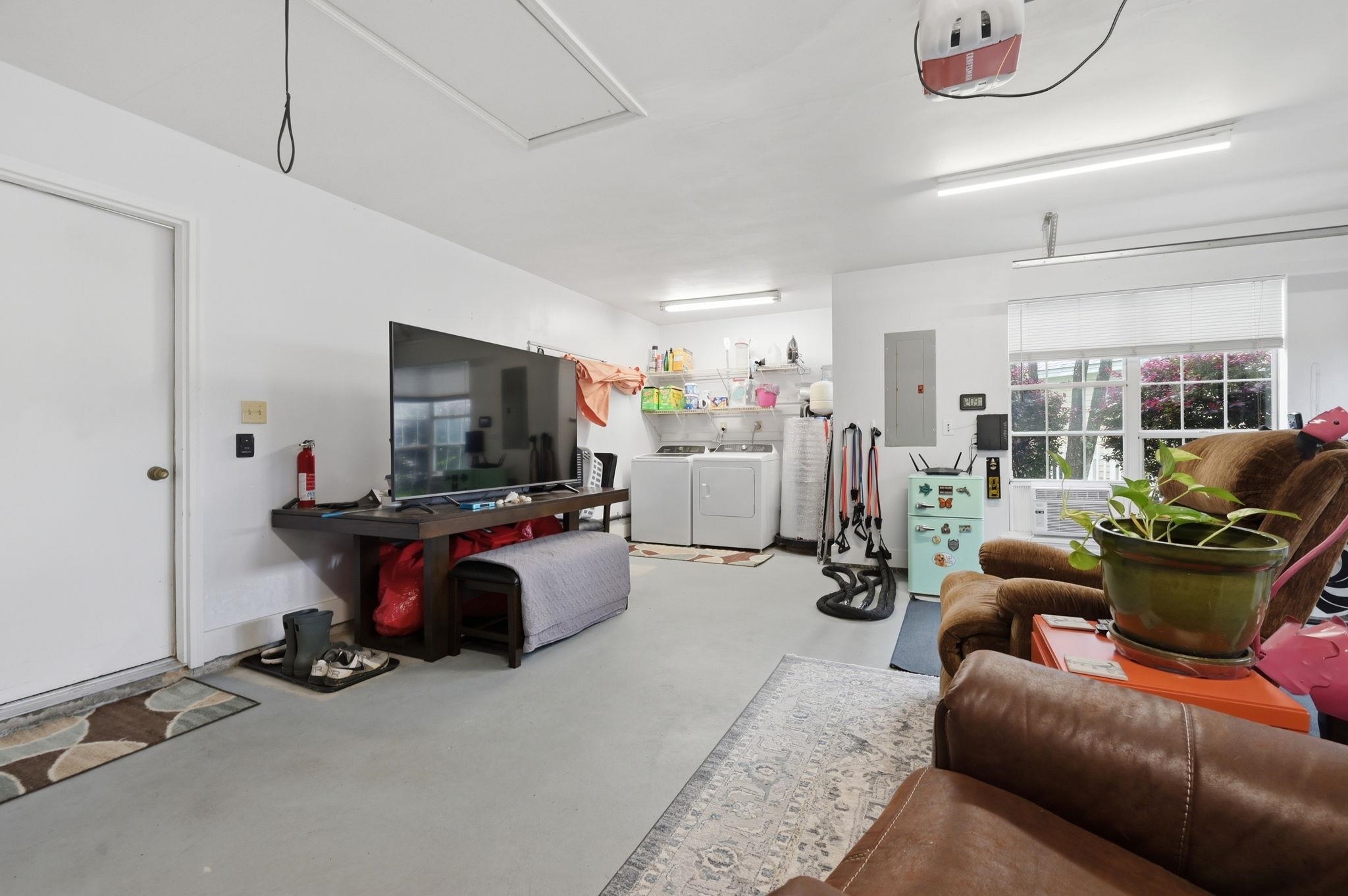 6697 Wisteria Dr.