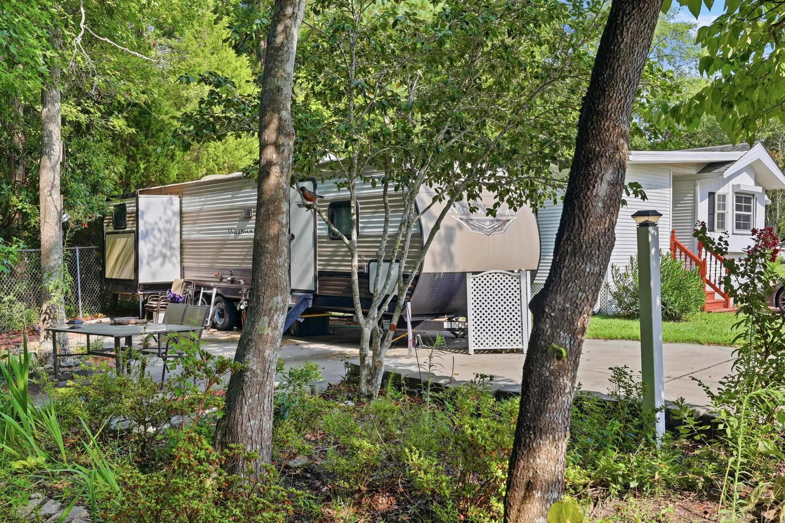 5400 Little River Neck Rd.
