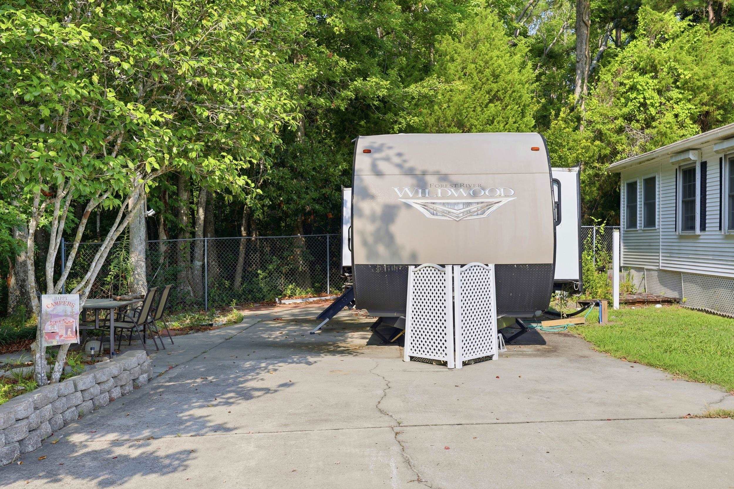 5400 Little River Neck Rd.