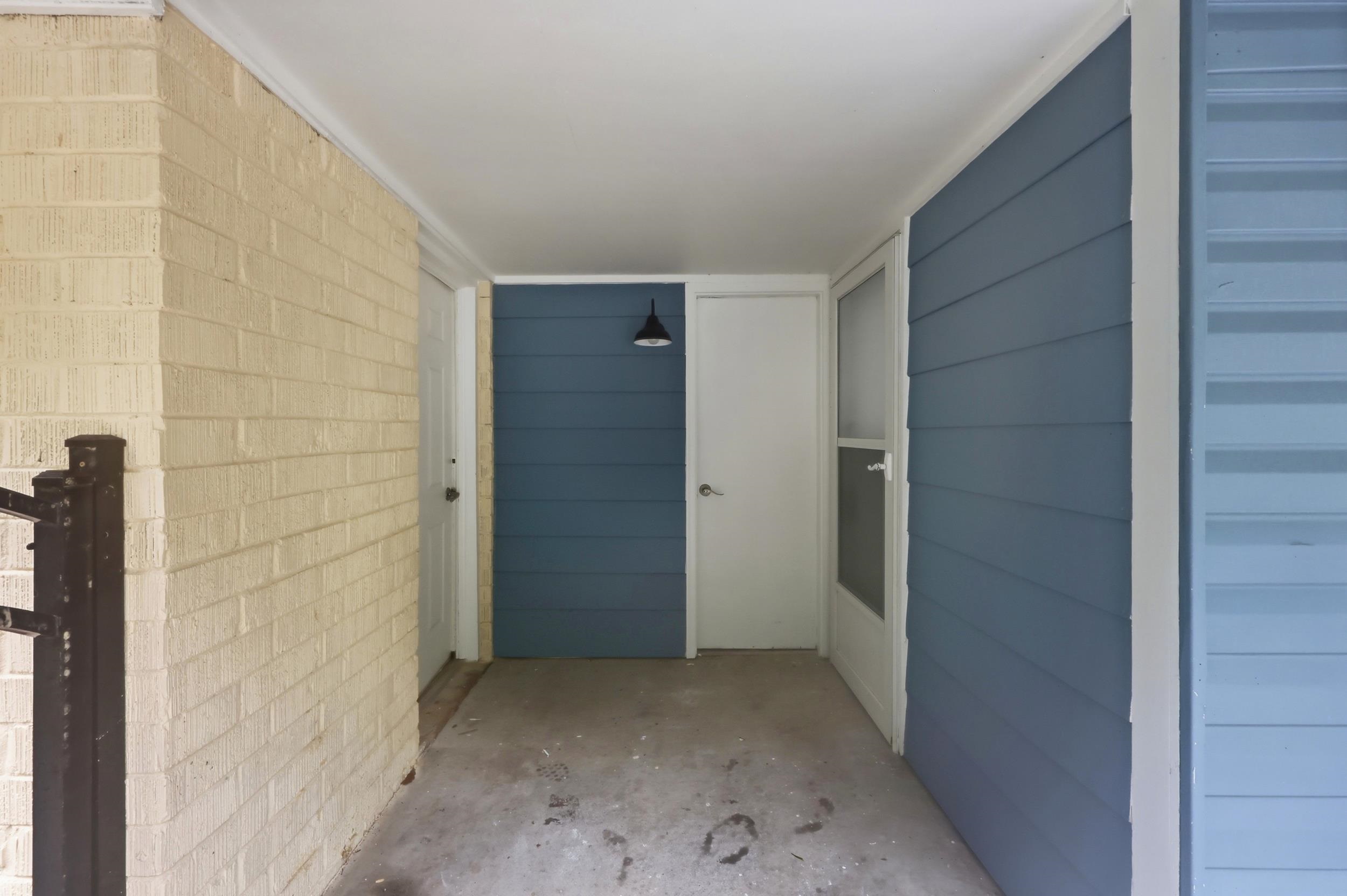 2402 Highway 15