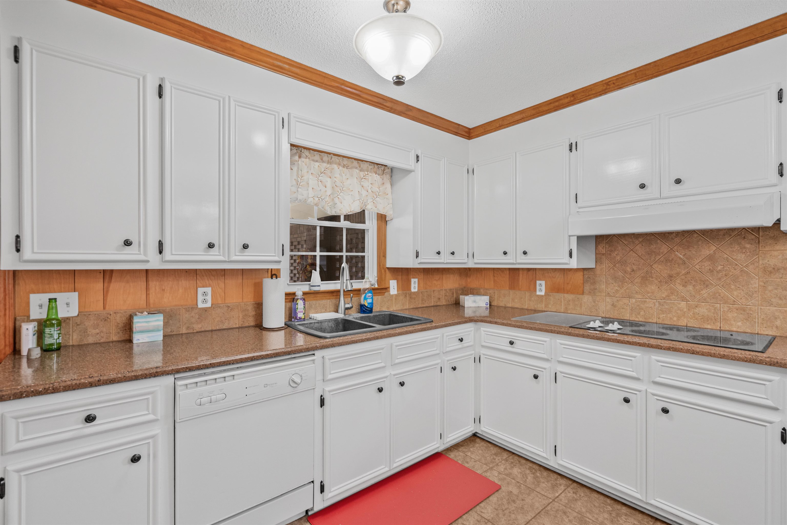 948 Whispering Pines Rd.