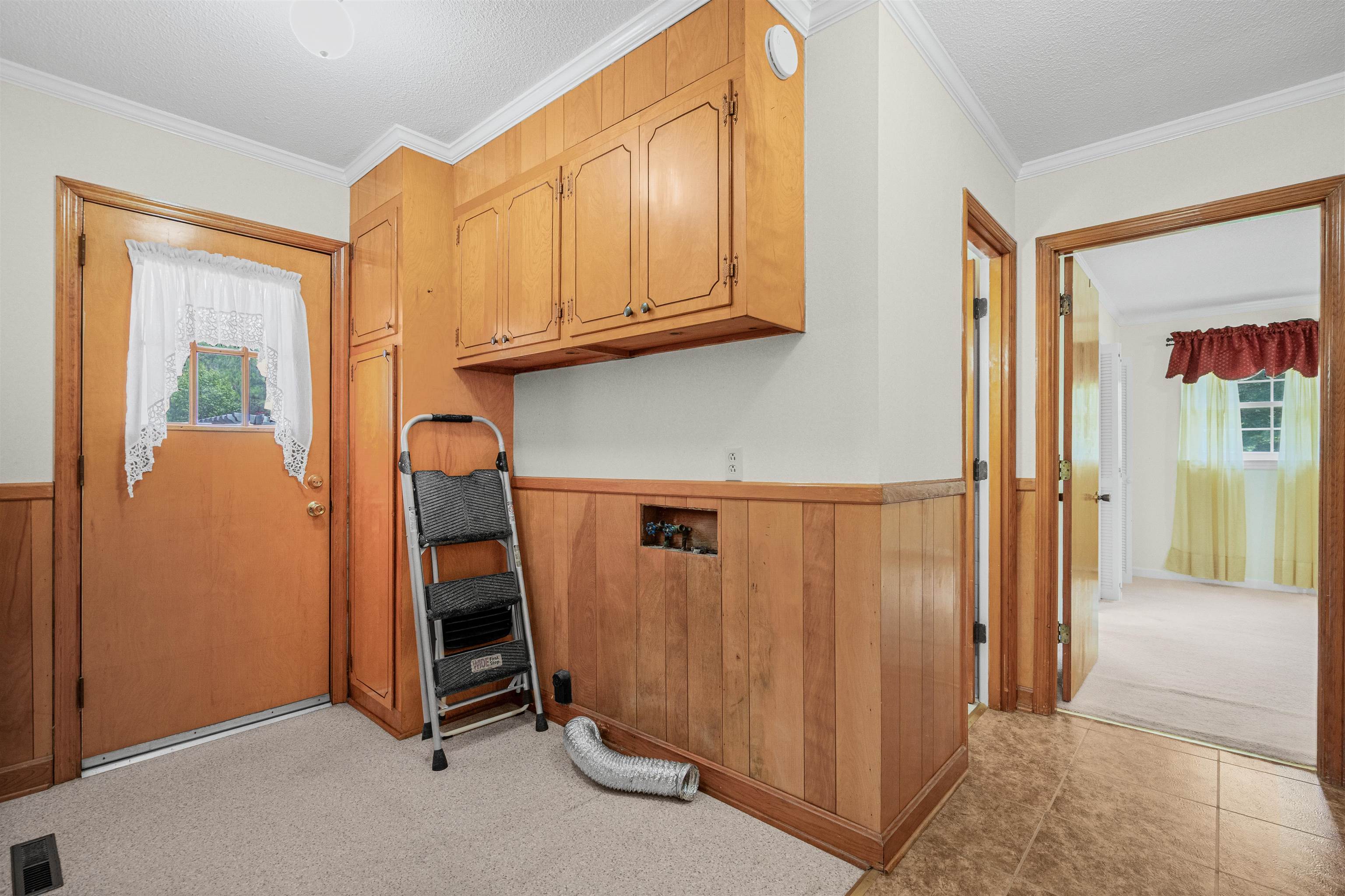 948 Whispering Pines Rd.