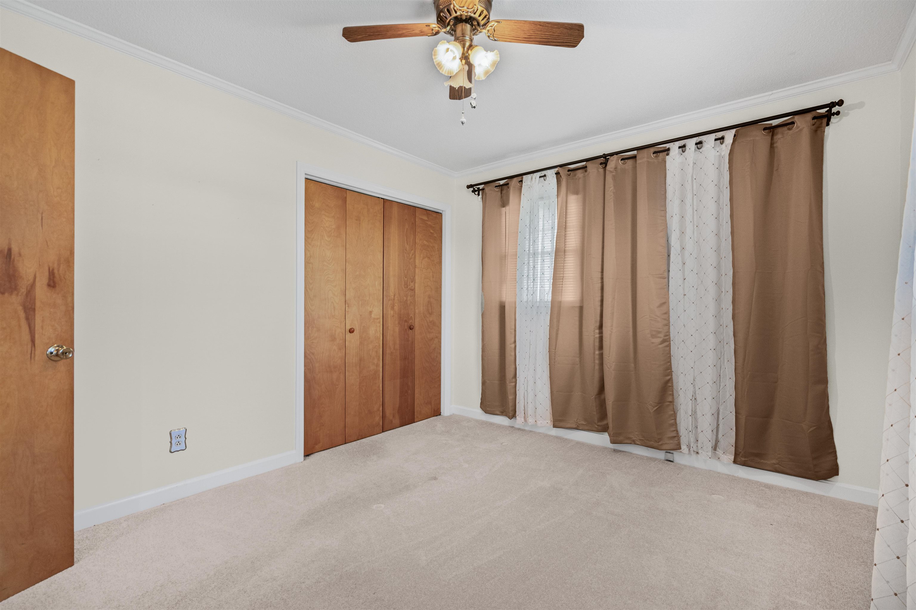 948 Whispering Pines Rd.