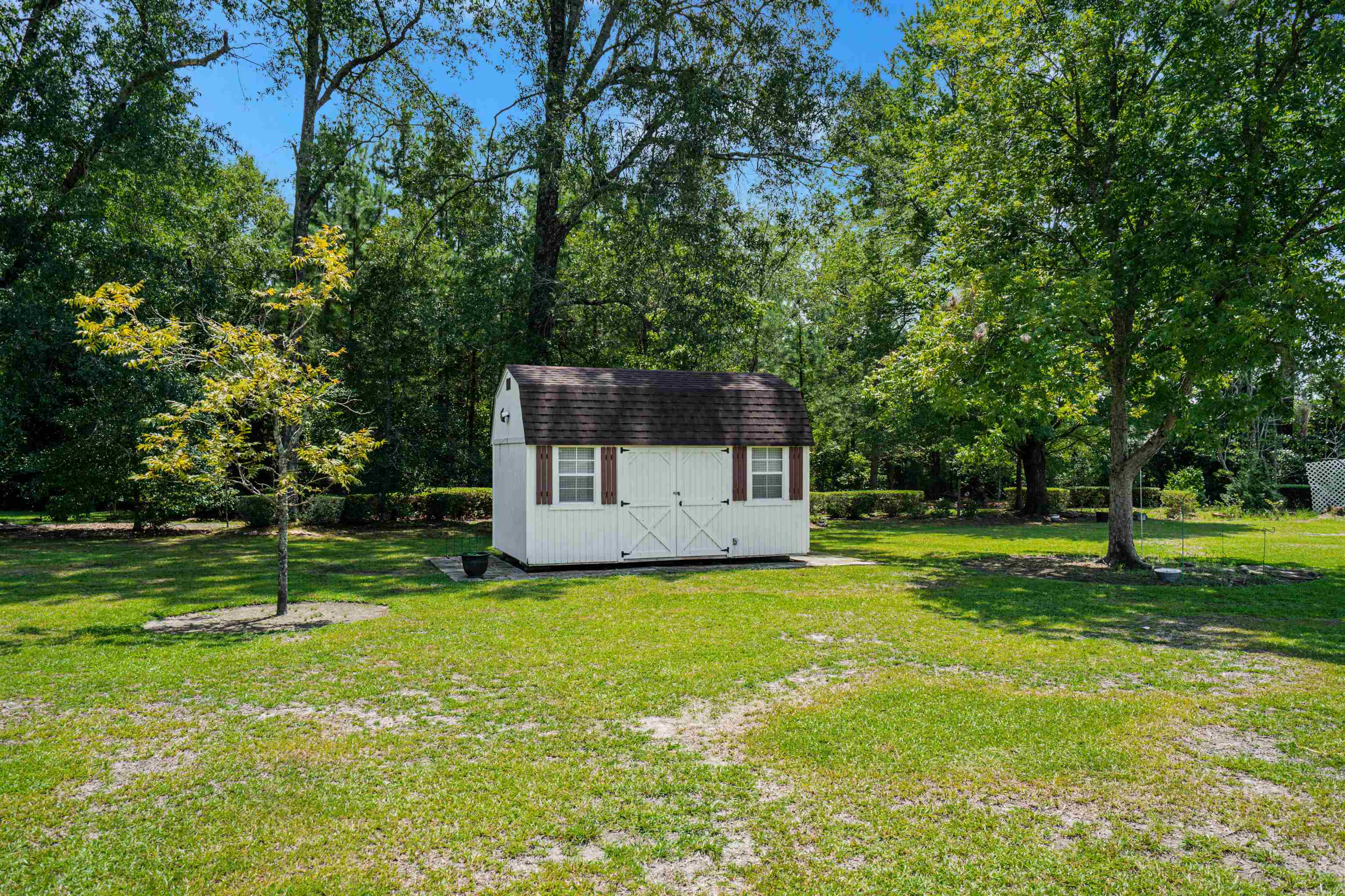 948 Whispering Pines Rd.