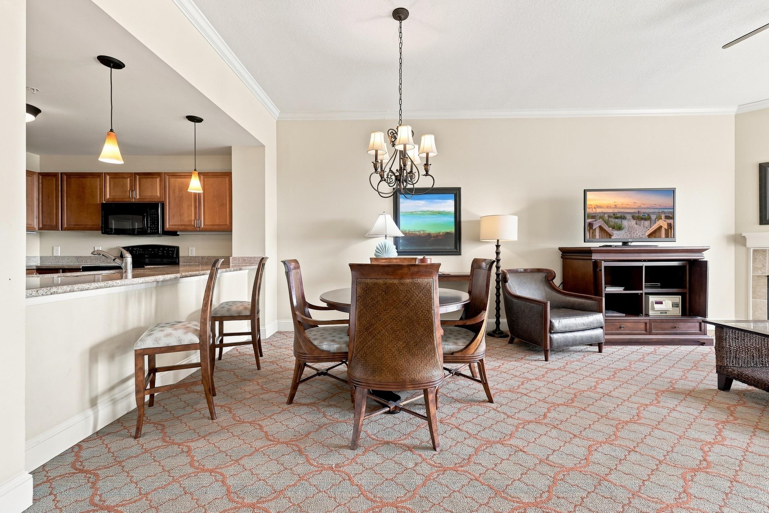 8121 Amalfi Pl. Unit: PH 4-1202