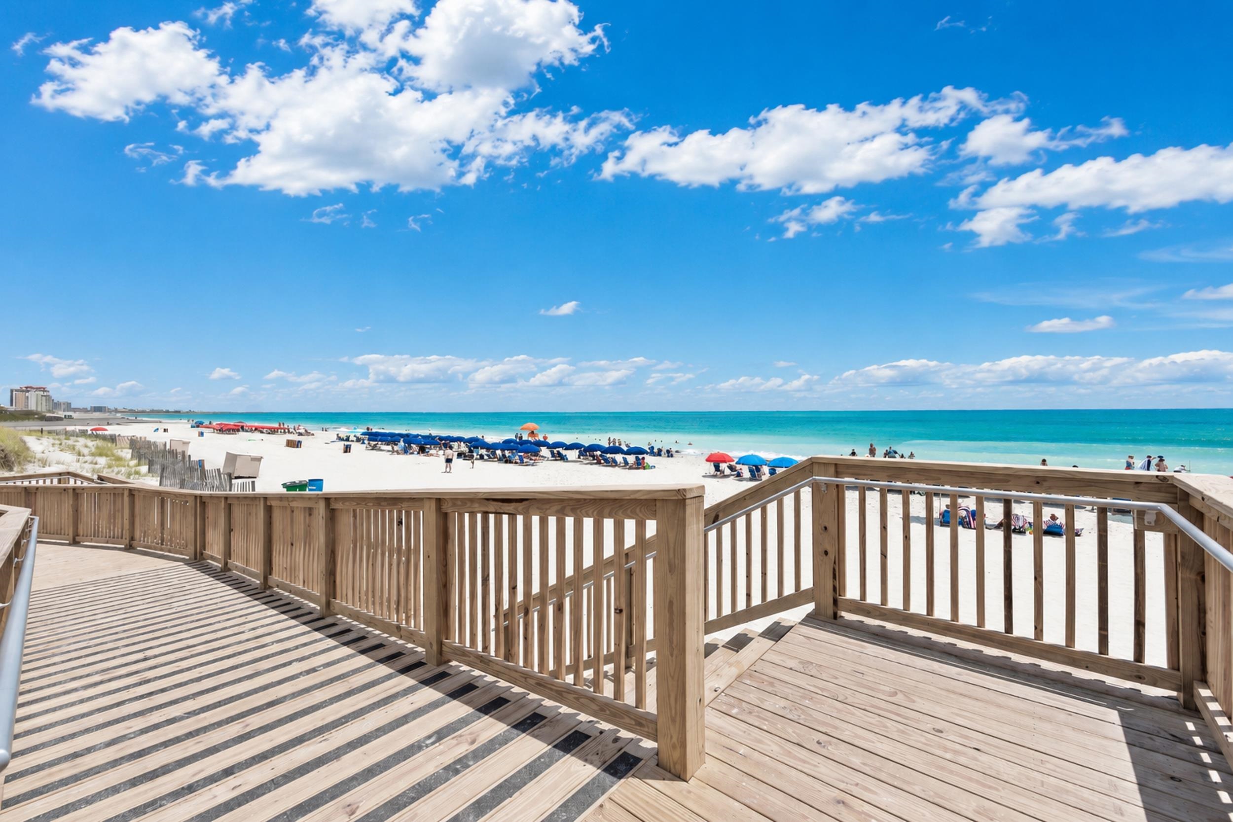 8121 Amalfi Pl. Unit: PH 4-1202