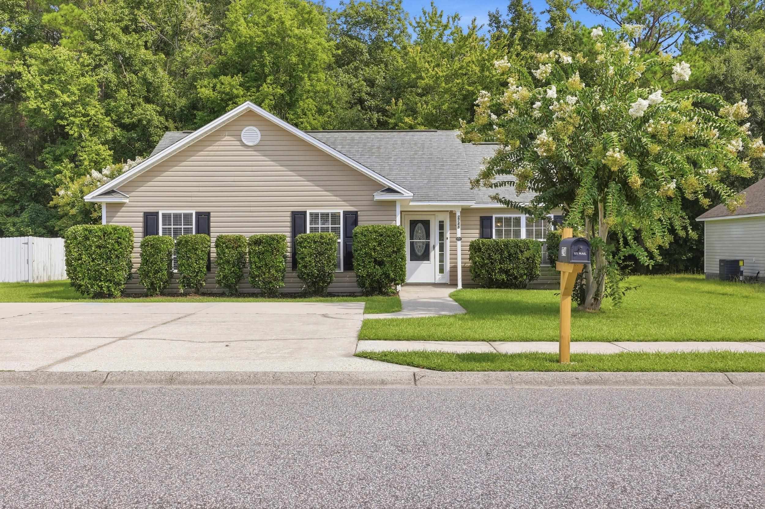 2748 Woodcreek Ln.