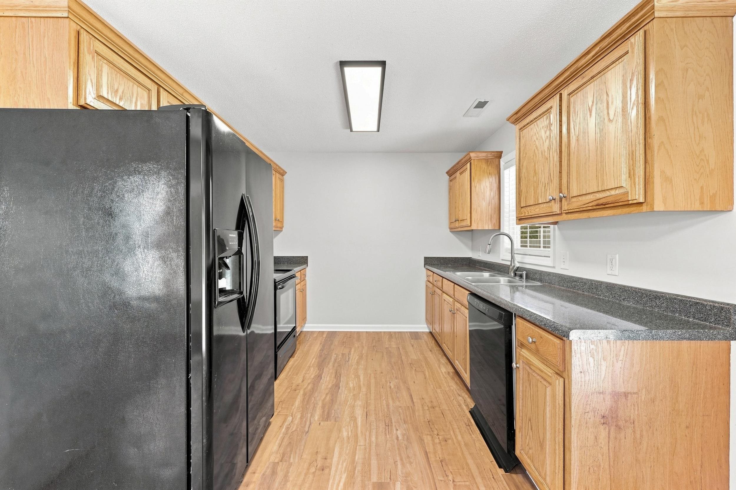 2748 Woodcreek Ln.