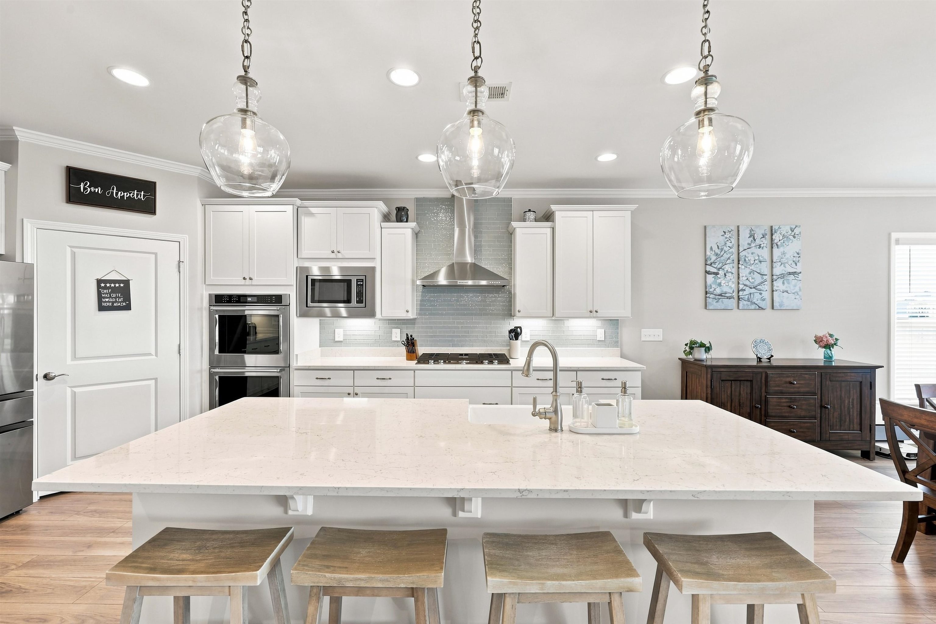 7221 Spoleto Dr.
