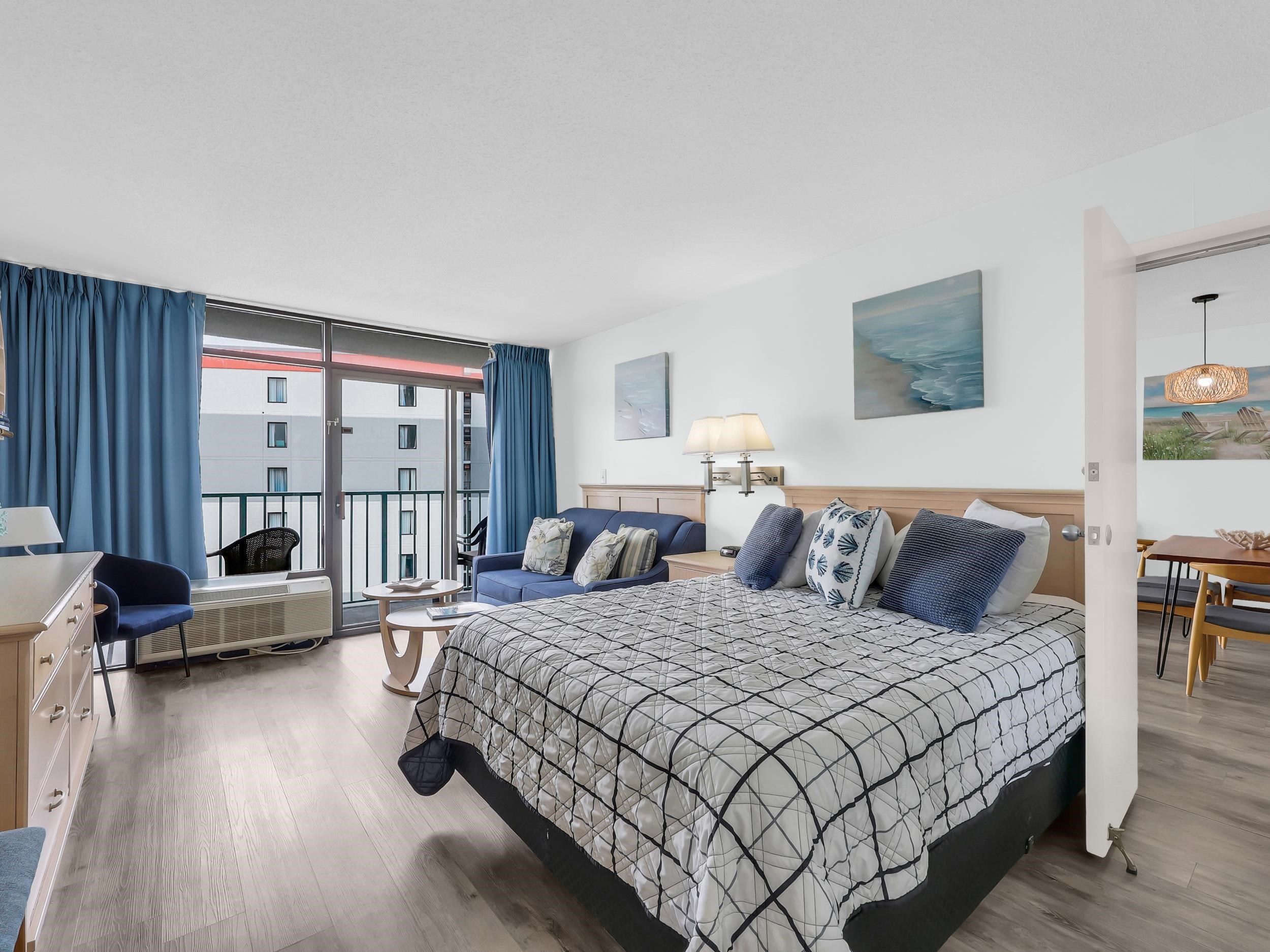 202 73rd Ave. N Unit: 1449/1450