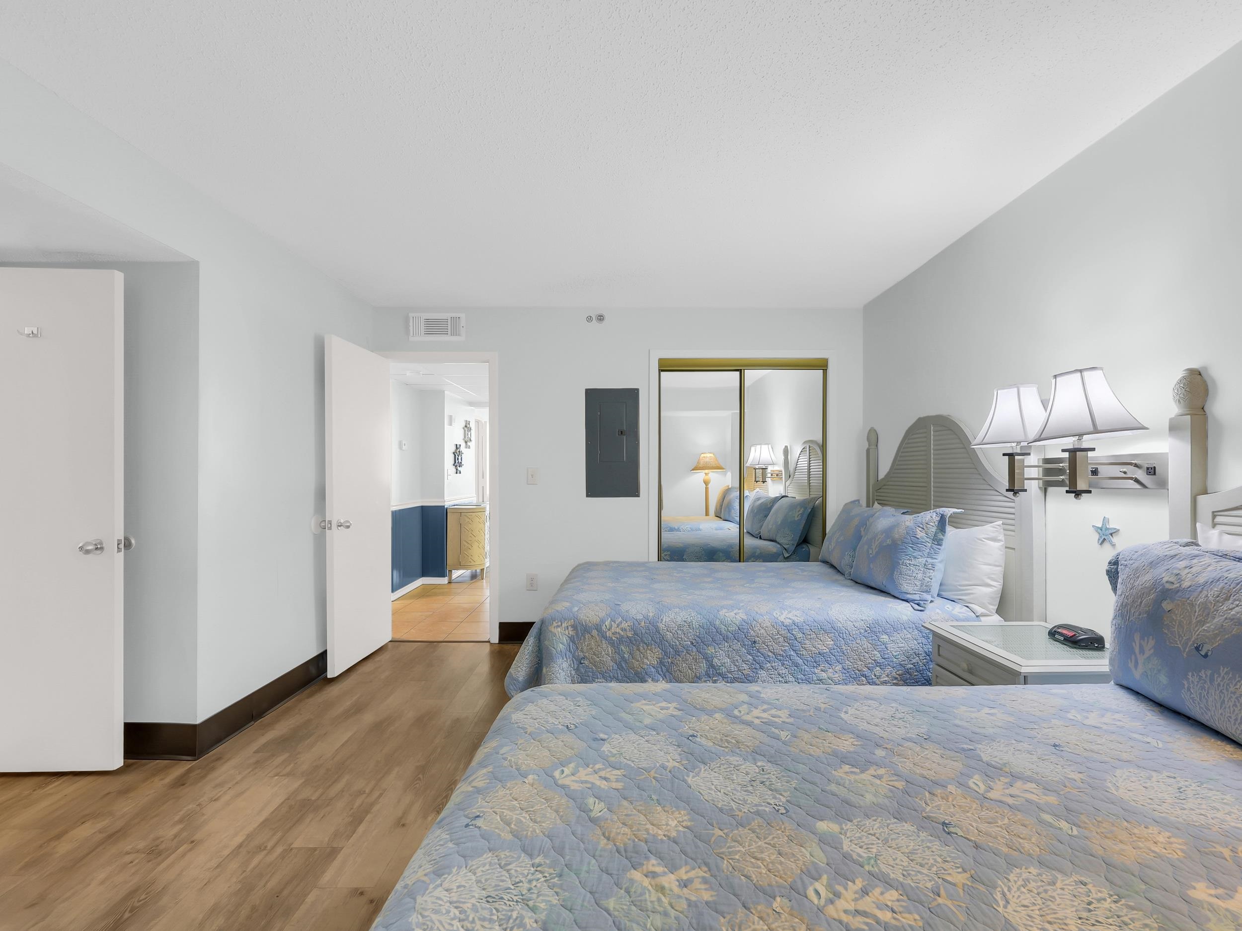 202 73rd Ave. N Unit: 1449/1450