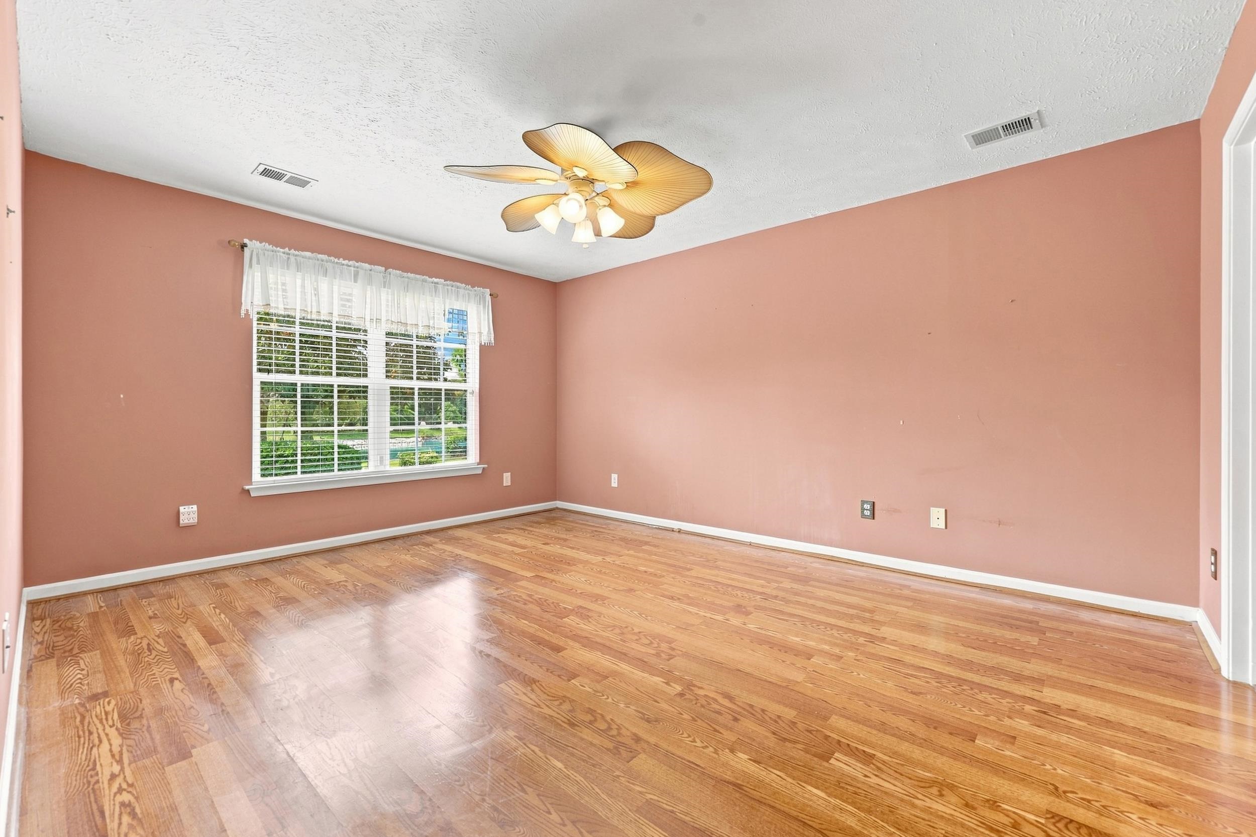 303 Vermillion Dr.