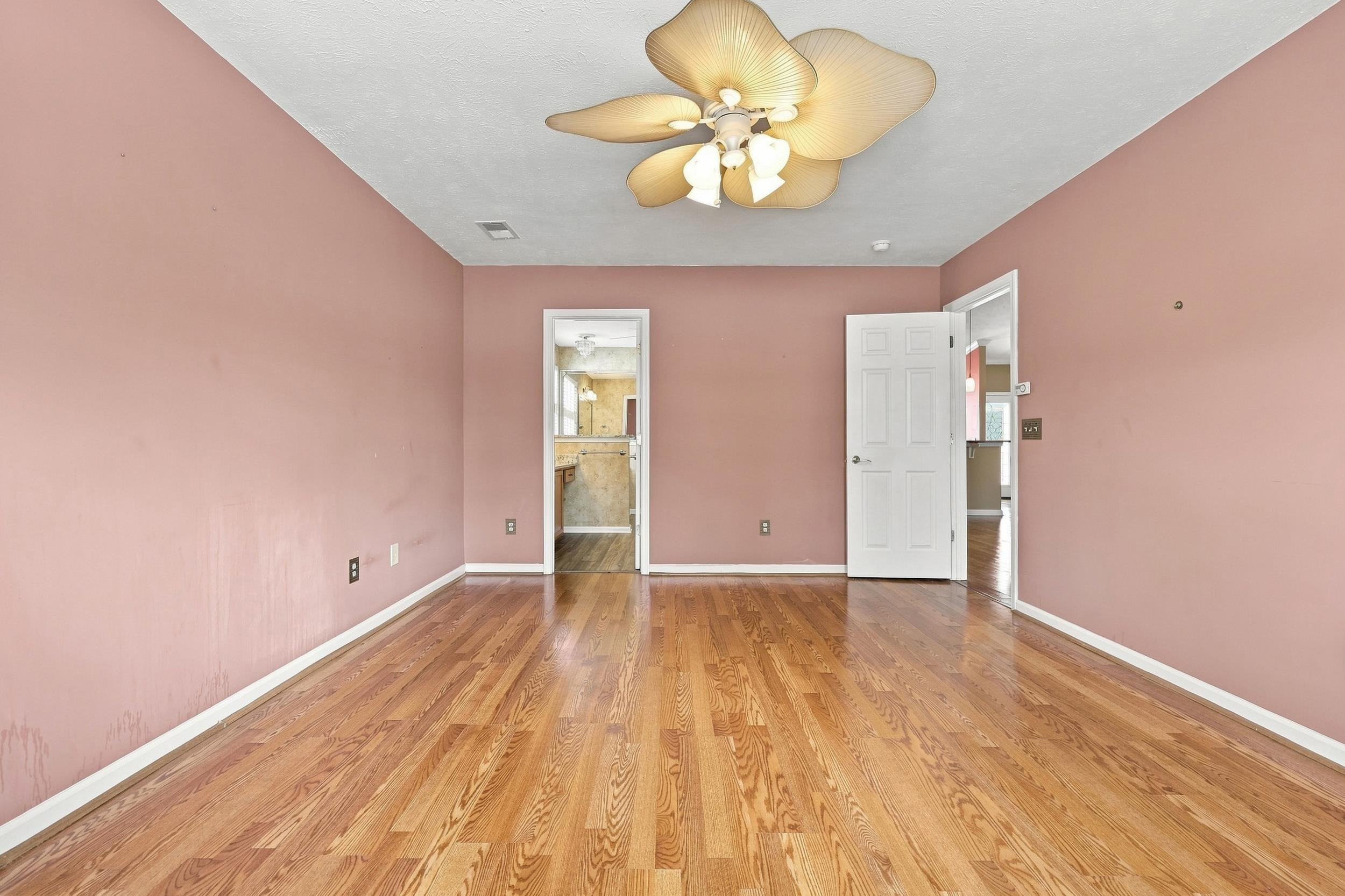 303 Vermillion Dr.