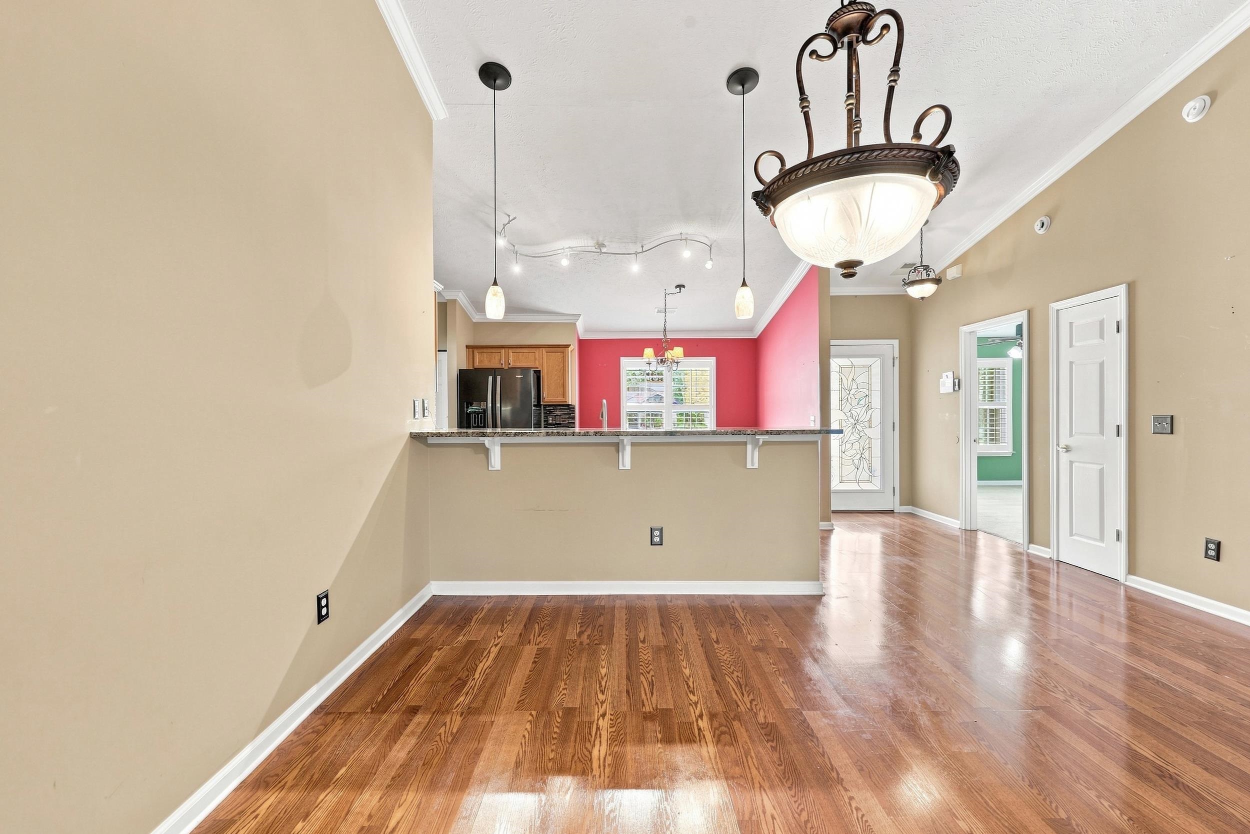 303 Vermillion Dr.